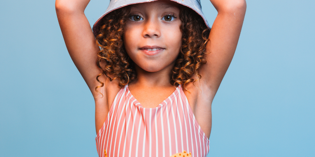 Kislány fürdőruha UV védelemmel