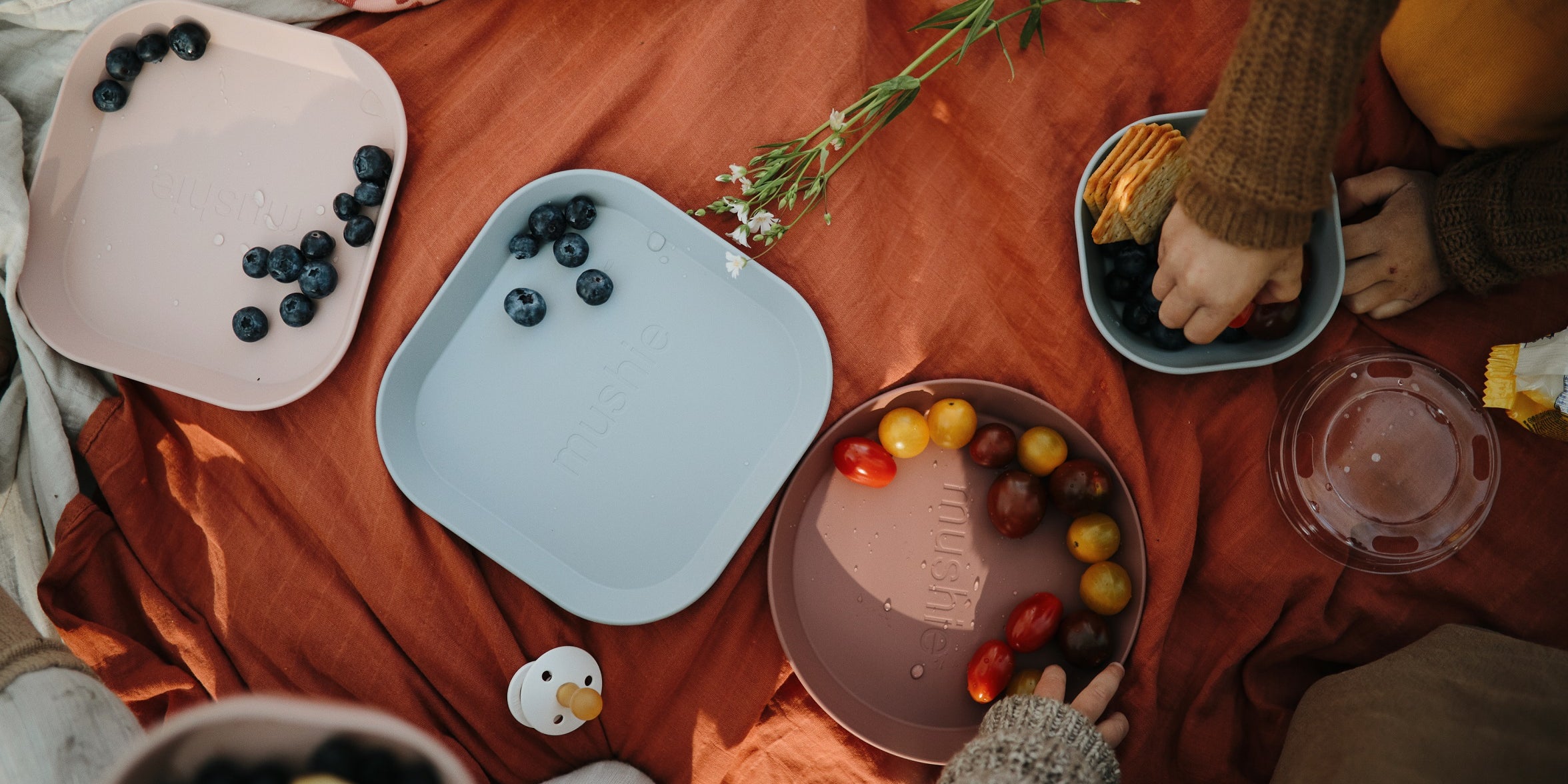 Gyerek étkészlet: praktikus, gyerekbarát, sokféle színben