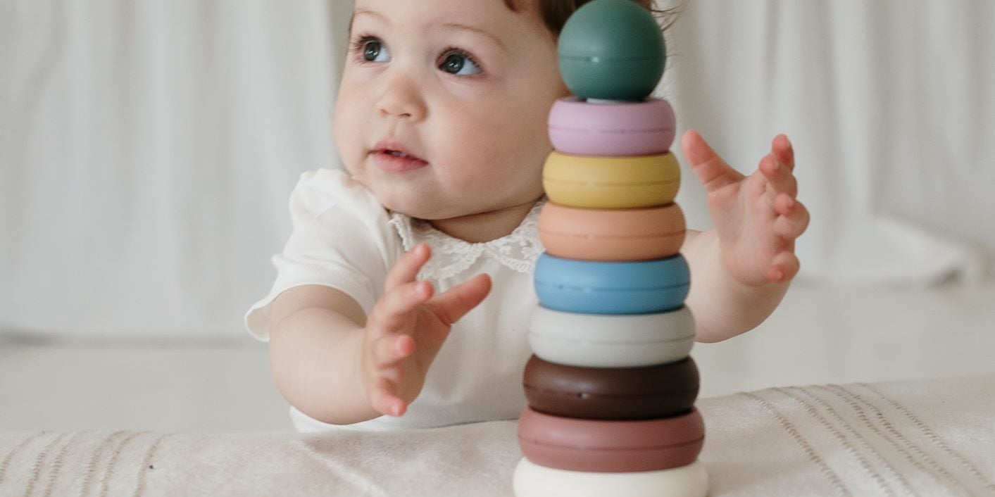 Montessori játékok babáknak