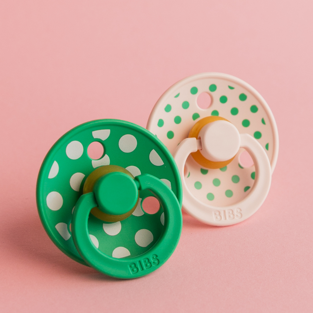 BIBS Studio pöttyös cumi