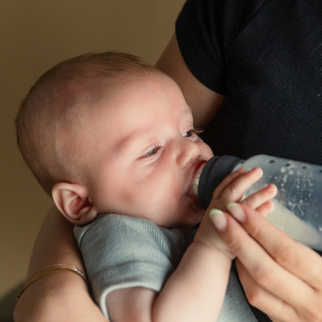 BIBS ultrakönnyű cumisüvegszett szilikon cumifejjel