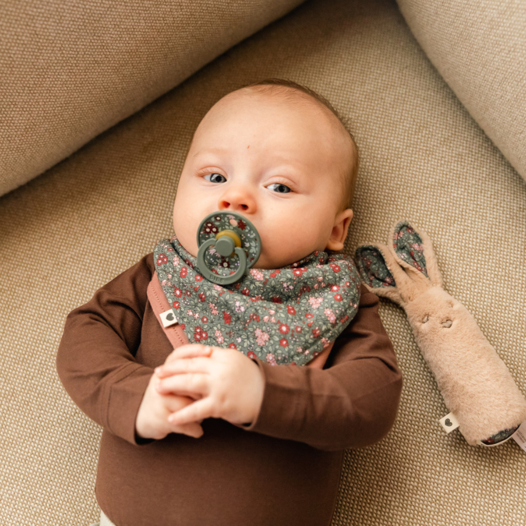 BIBS x LIBERTY babacsomag Kamilla - nyálkendő & csörgő