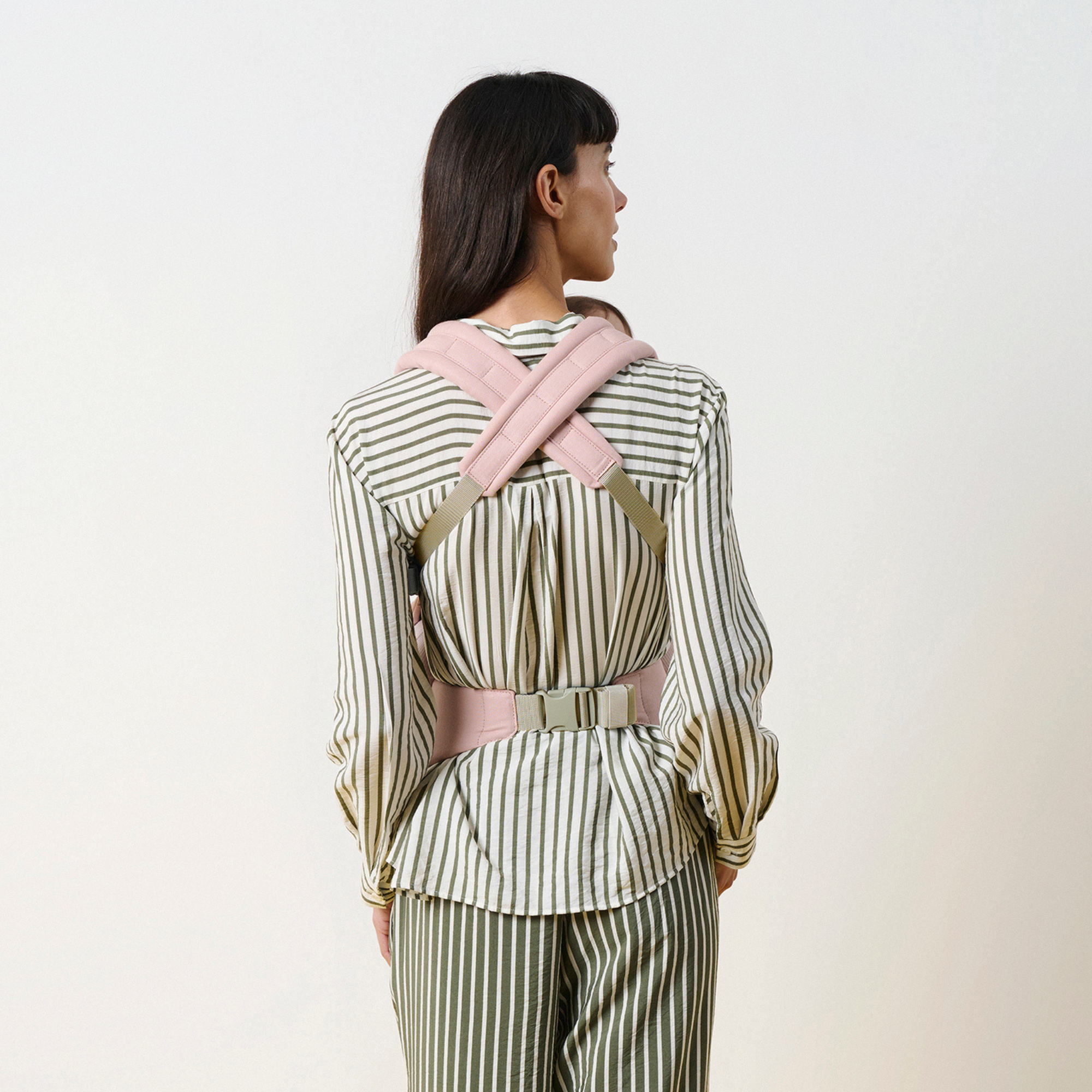 Elysé Csatos hordozó elől hordozáshoz