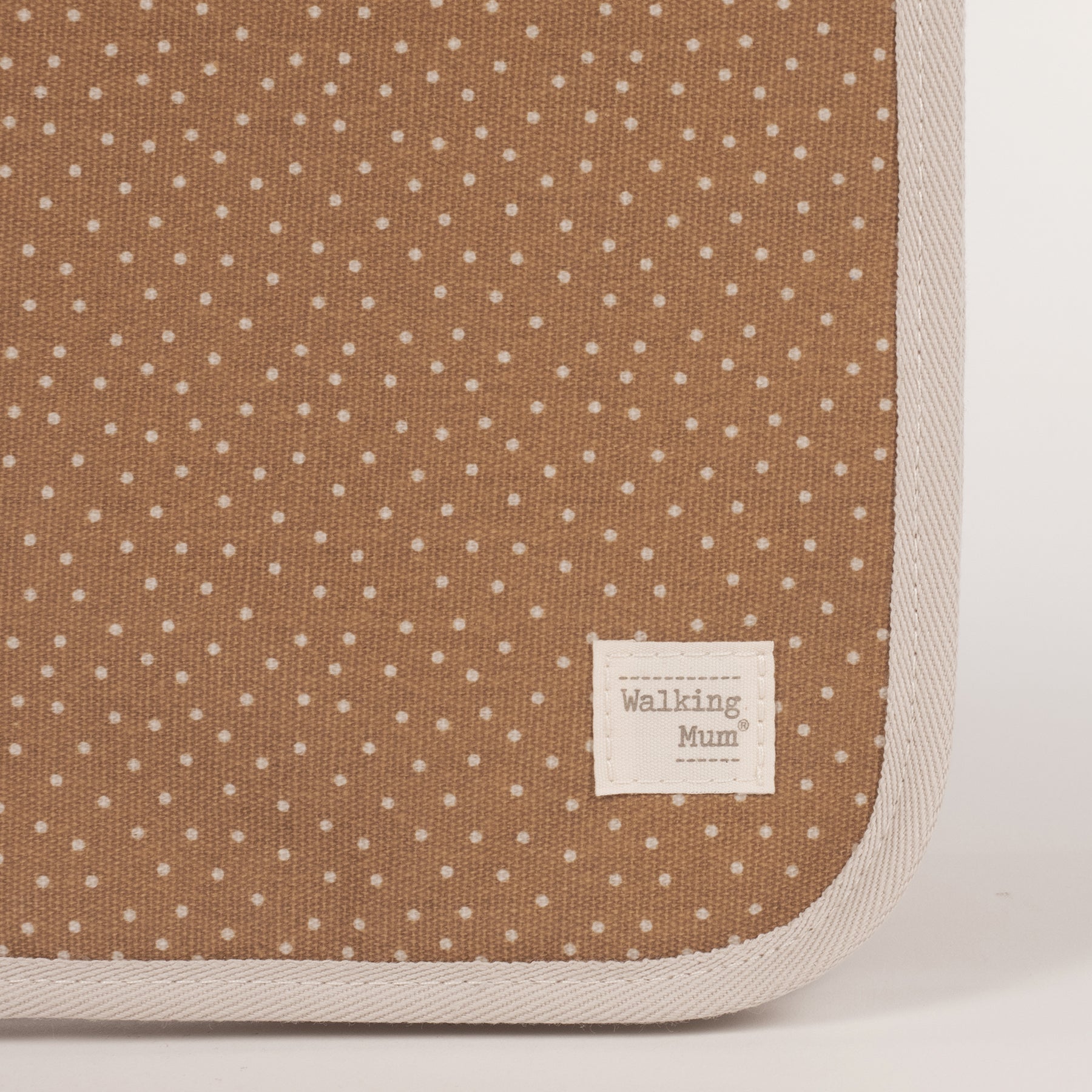 Egészségügyi kiskönyv borító - Pöttyös (Fahéj)