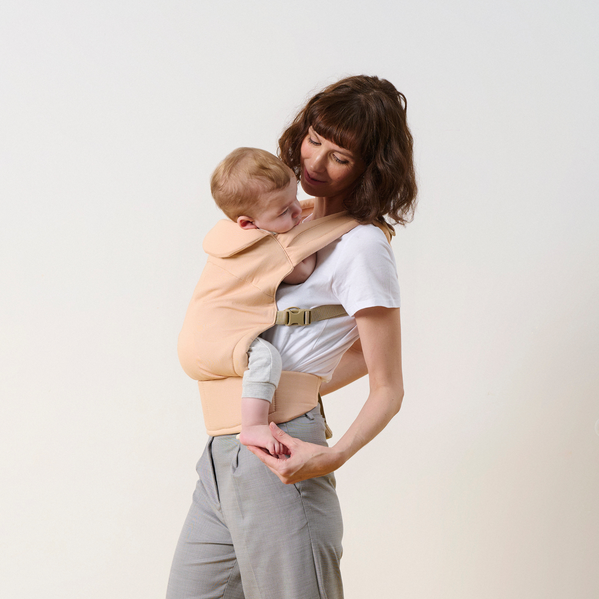 Elysé Csatos hordozó (Barack) elől és háton hordozáshoz