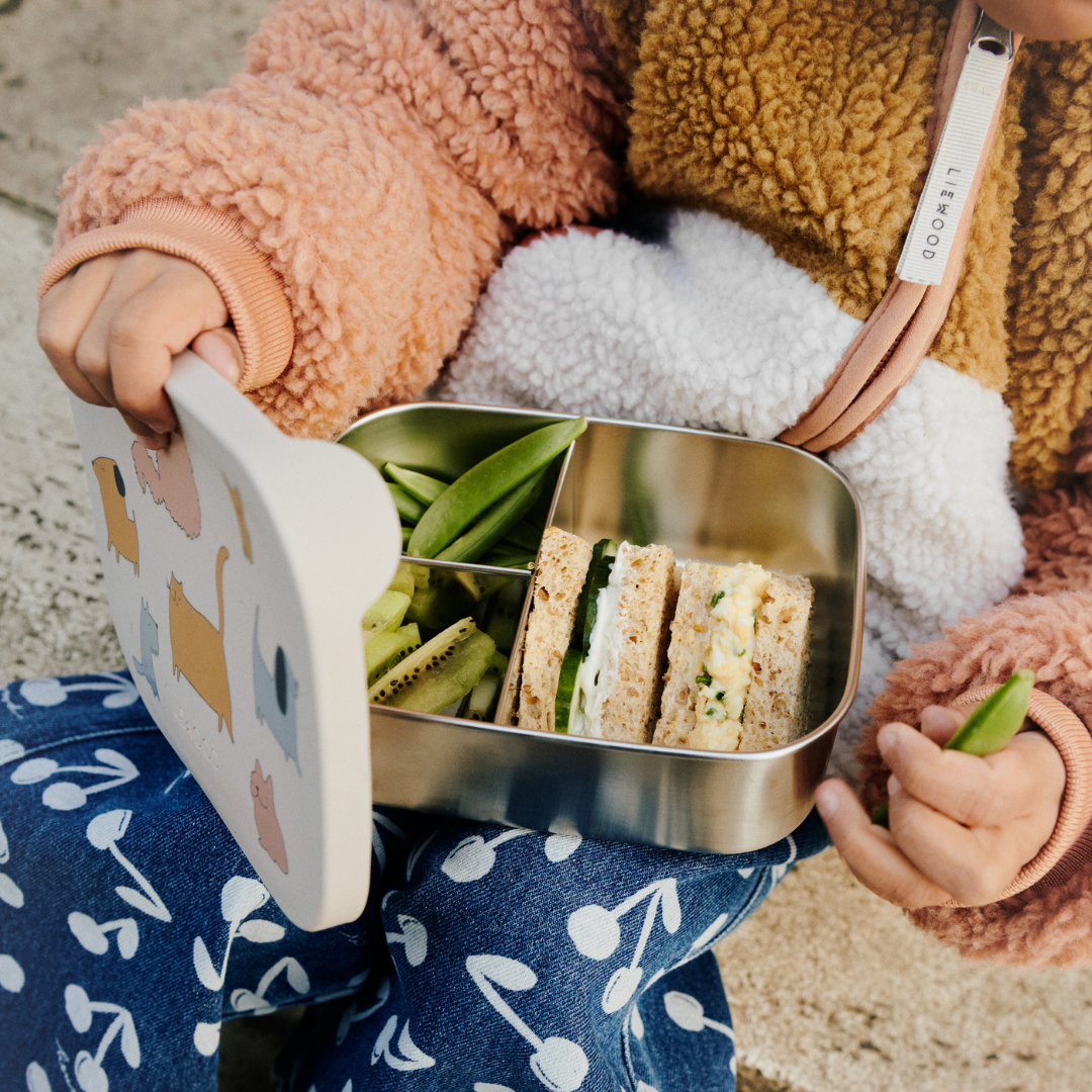 Liewood Arthur uzsonnás doboz - kutyák és macskák