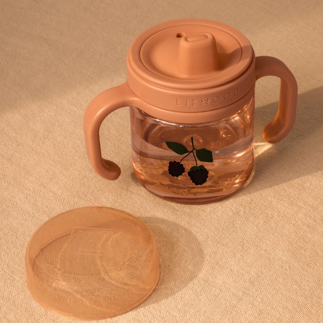 Liewood Kylo tritán cseppmentes tanulópohár gyerekeknek