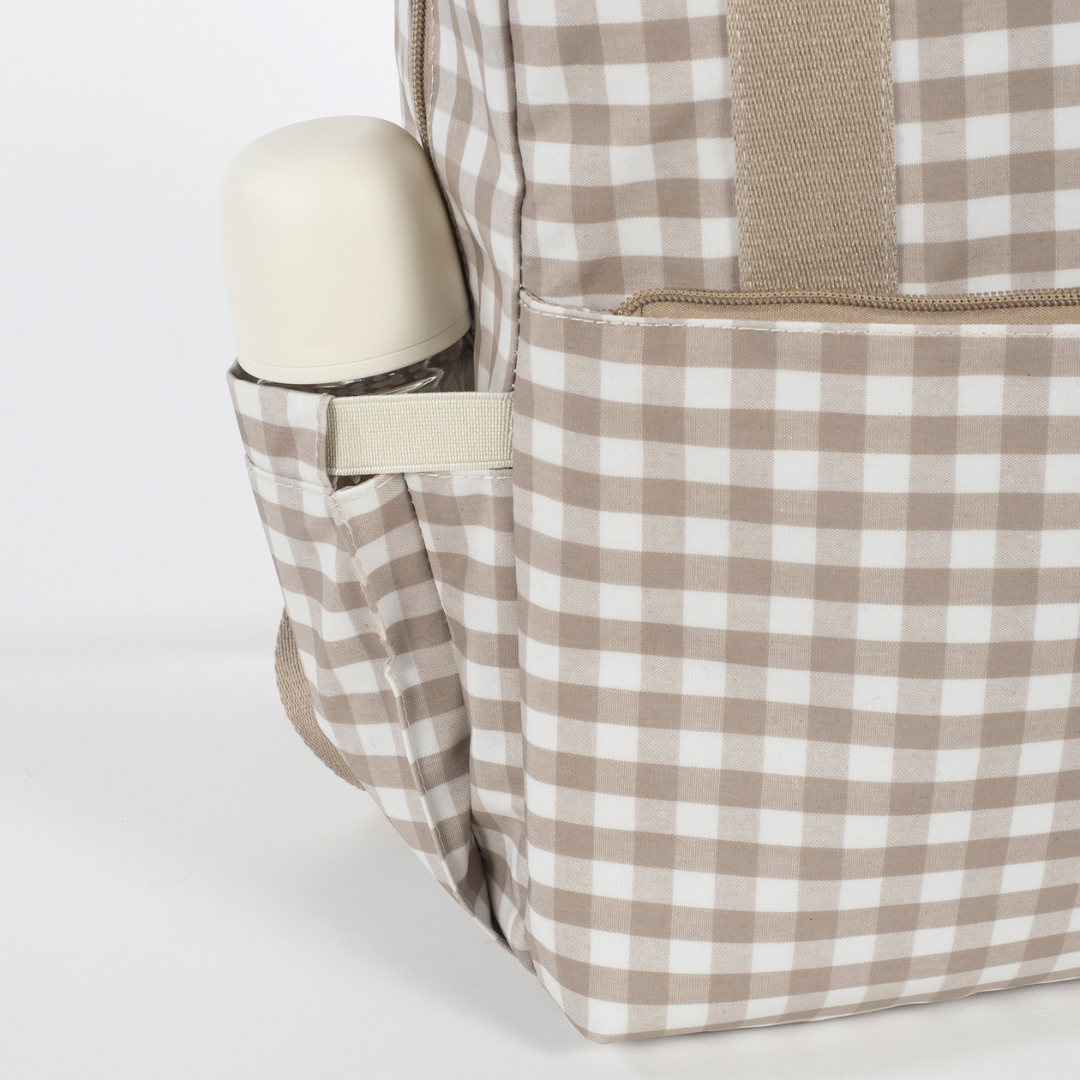 Pelenkázó hátizsák Caetana bézs