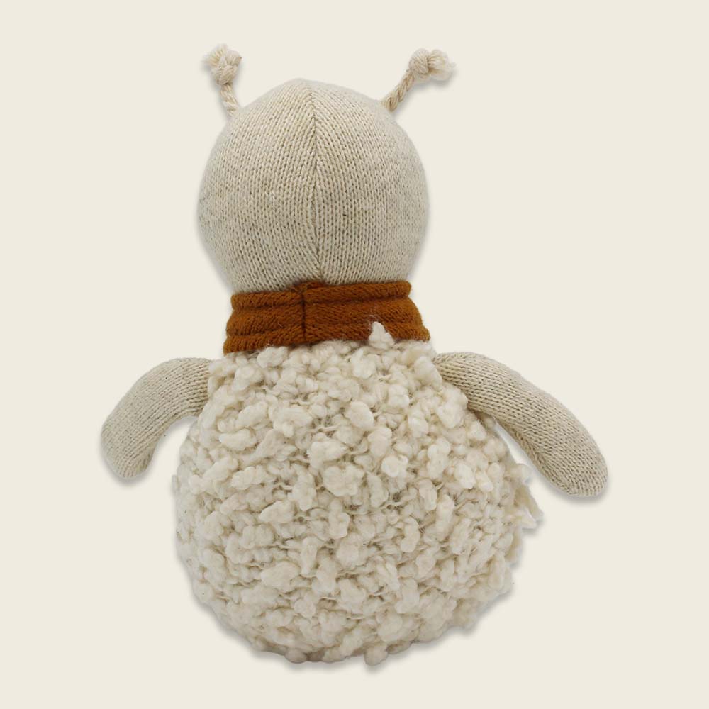 ava&yves - Plüss csörgő - terra katica