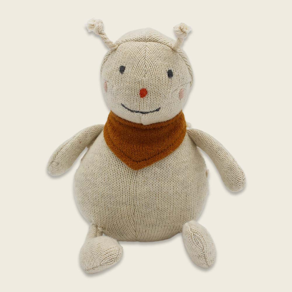 ava&yves - Plüss csörgő - terra katica