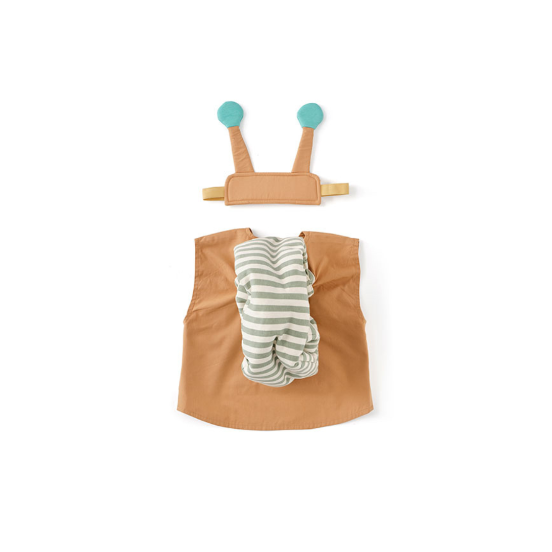 Gyerek csigajelmez hátulnézetből, párnázott csigaházzal és antennás fejpánttal