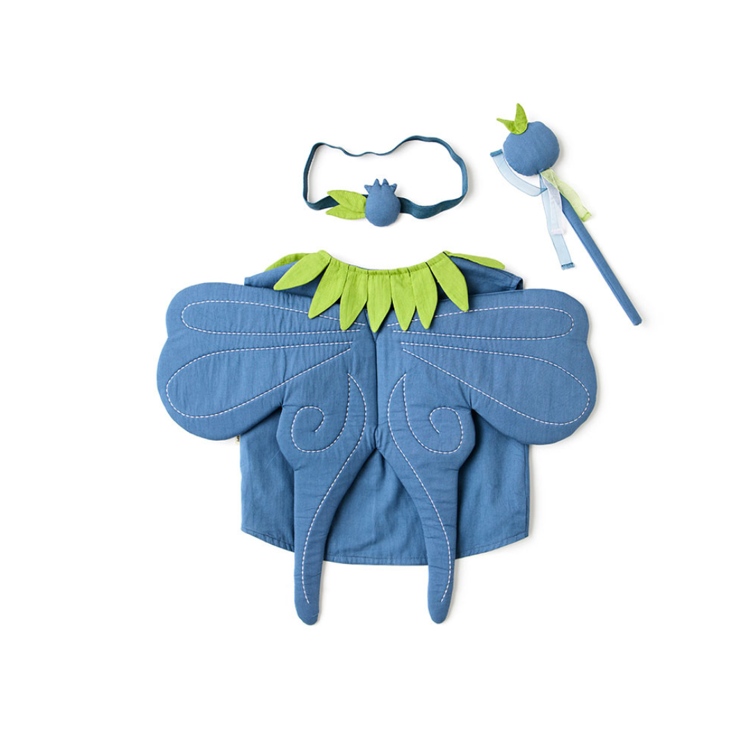 Gyerek tündér jelmez hátulnézetből – hímzett szárnyakkal és kék mellénnyel