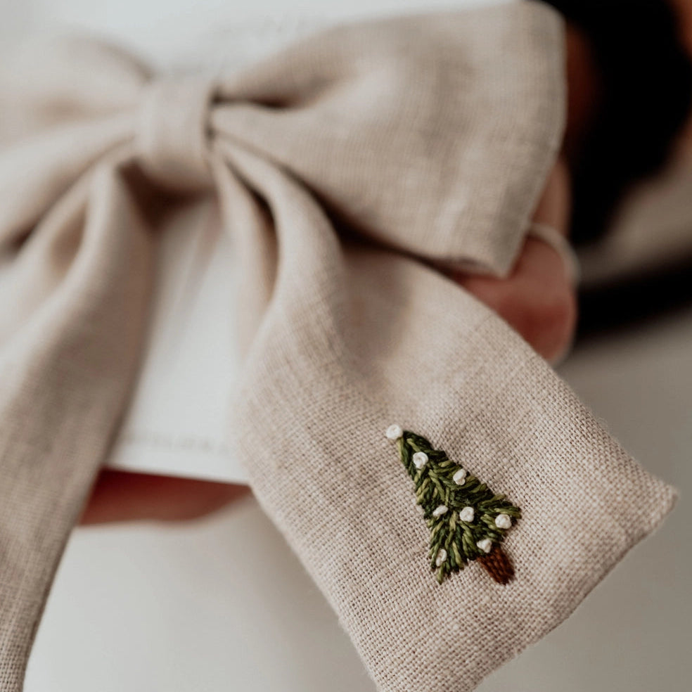 Lanika Atelier karácsonyi masnis hajcsat - bézs