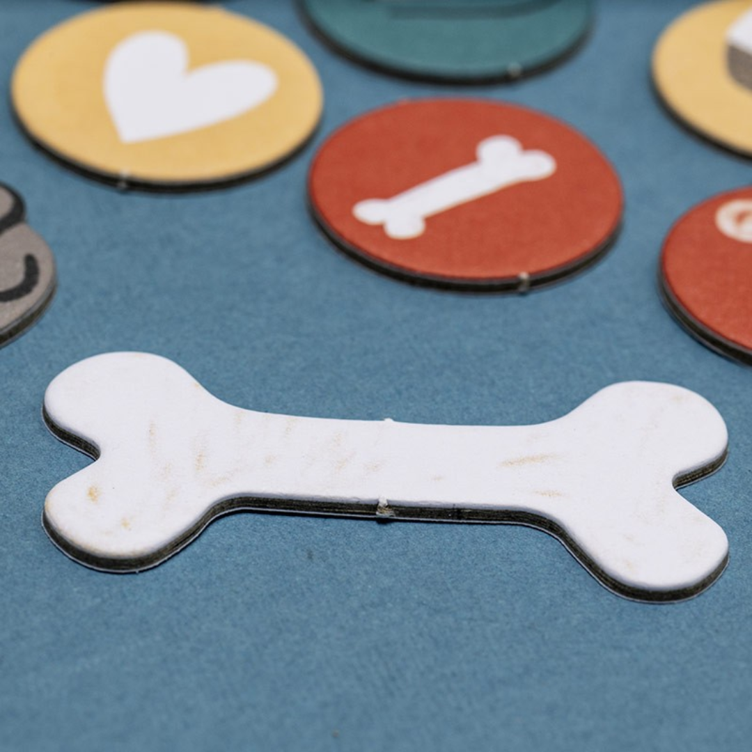 Londji Bobby & Misha gondoskodós társasjáték csont alakú játékelem