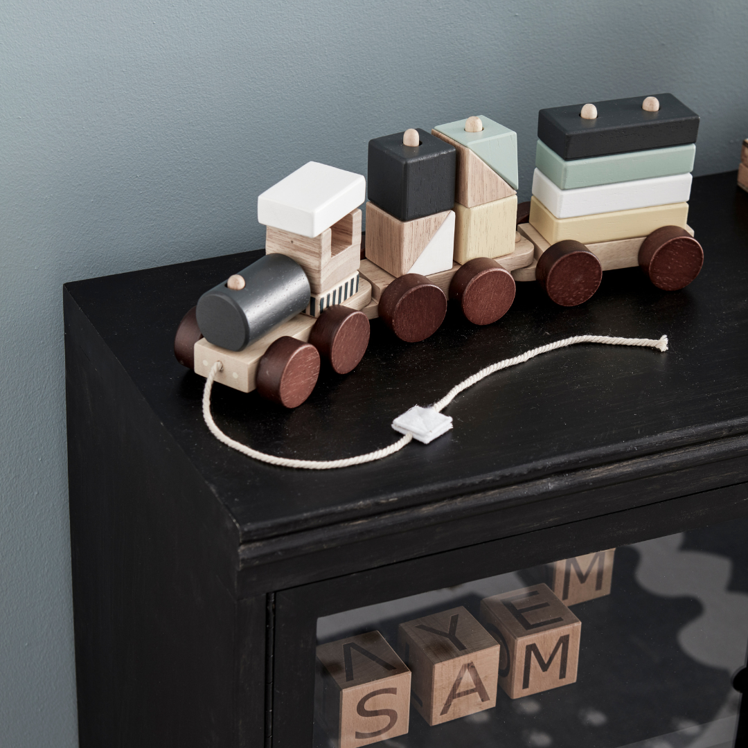 Kid's Concept - Kid's Base - Fa vonat építő blokkokkal