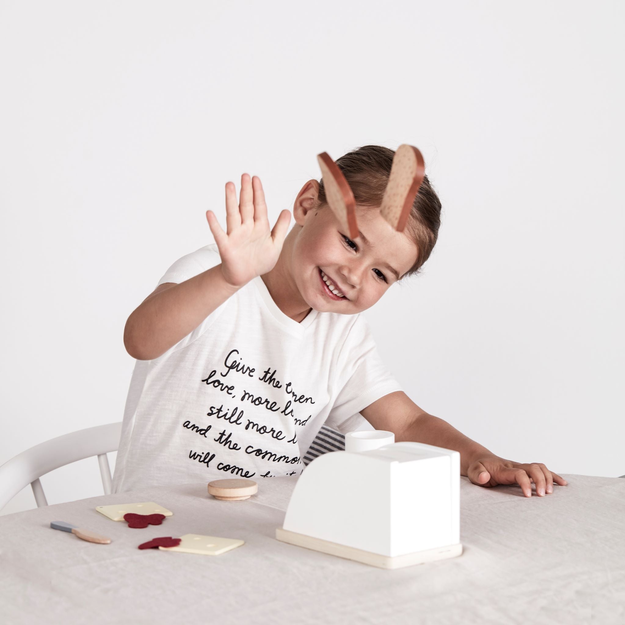 Pirító fajáték finomságokkal - Kid's Concept - pippadu