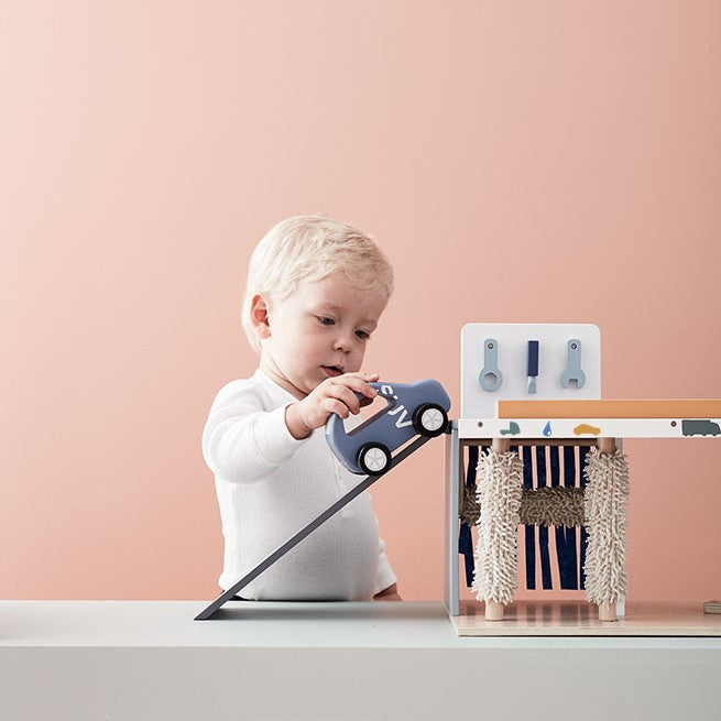 Autómosó fajáték - autószervíz - pippadu - Kid's Concept fajáték