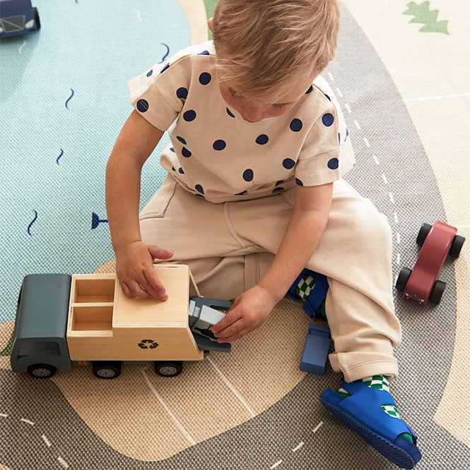 Kukásautó szelektív hulladékgyűjtés - Kid's Concept - pippadu gyerekjáték