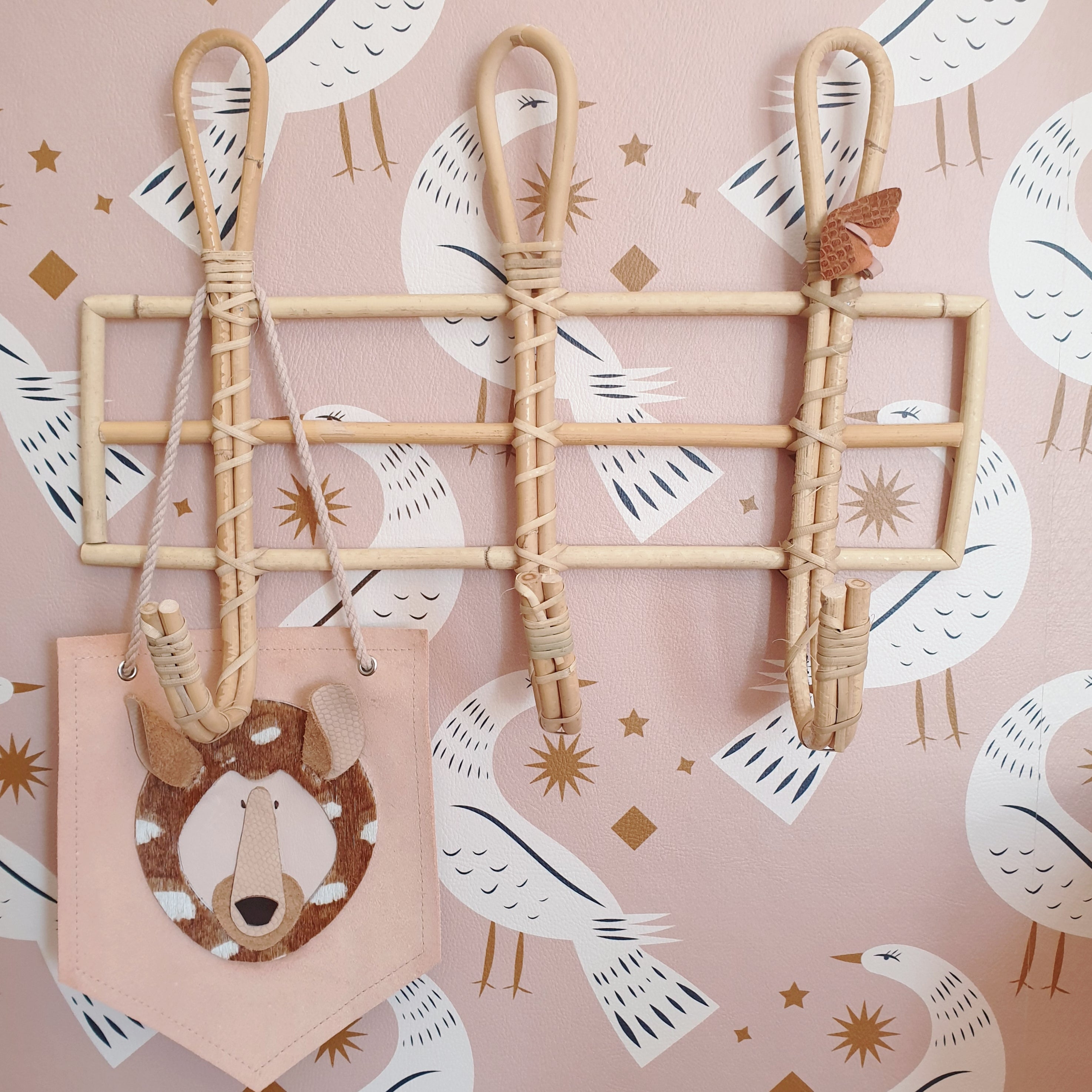 Őzike fali dísz púderrózsaszín - Pippadu