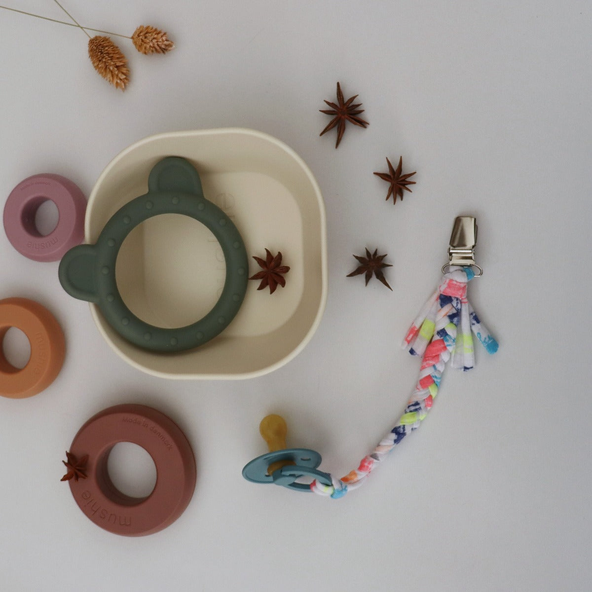 Kézzel készült, pamut cumilánc - tutti frutti, neon színben - Pippadu