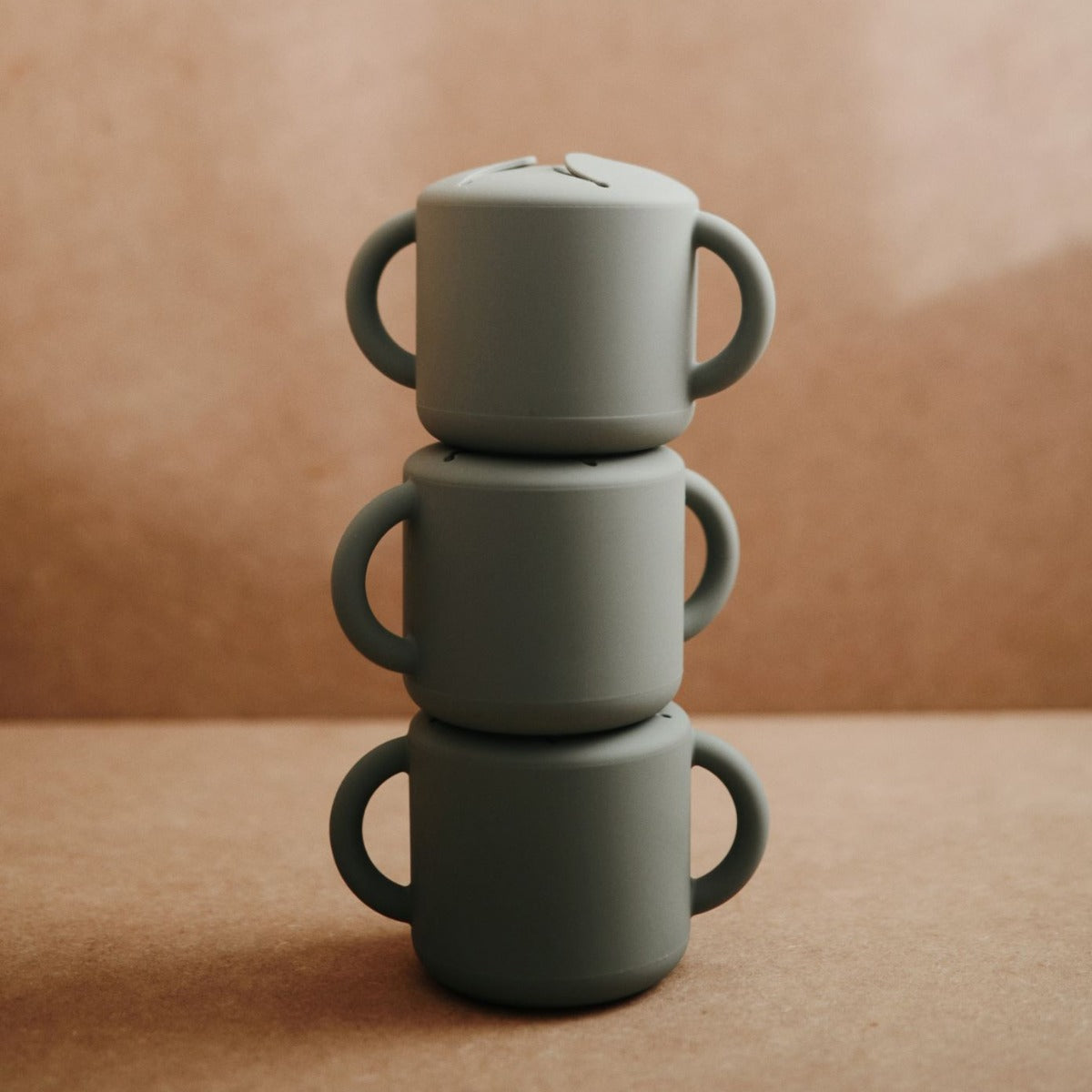 Szilikon nasitartó - kakukkfű színben - Pippadu