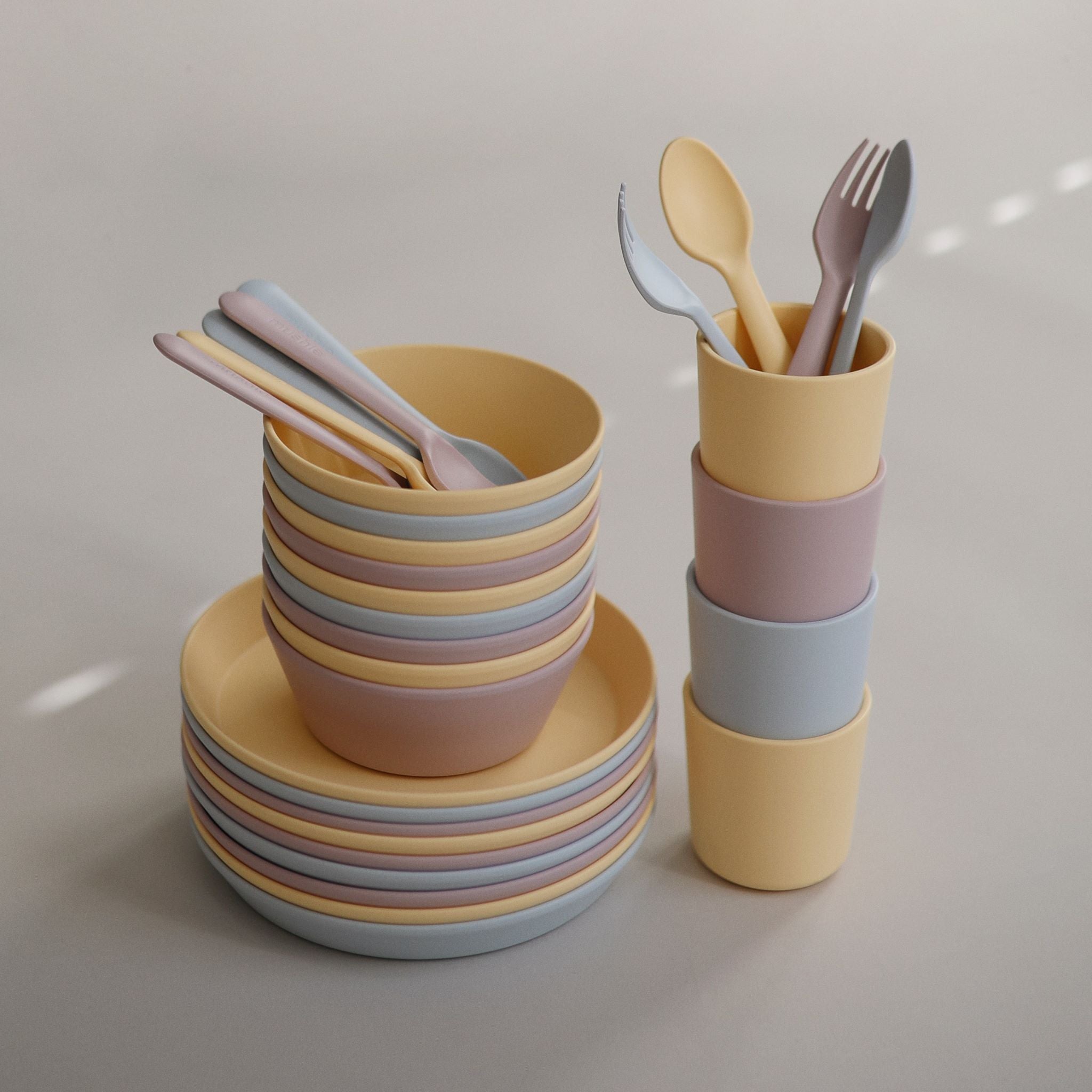 Gyerek étkészlet - halvány lila színben - pippadu