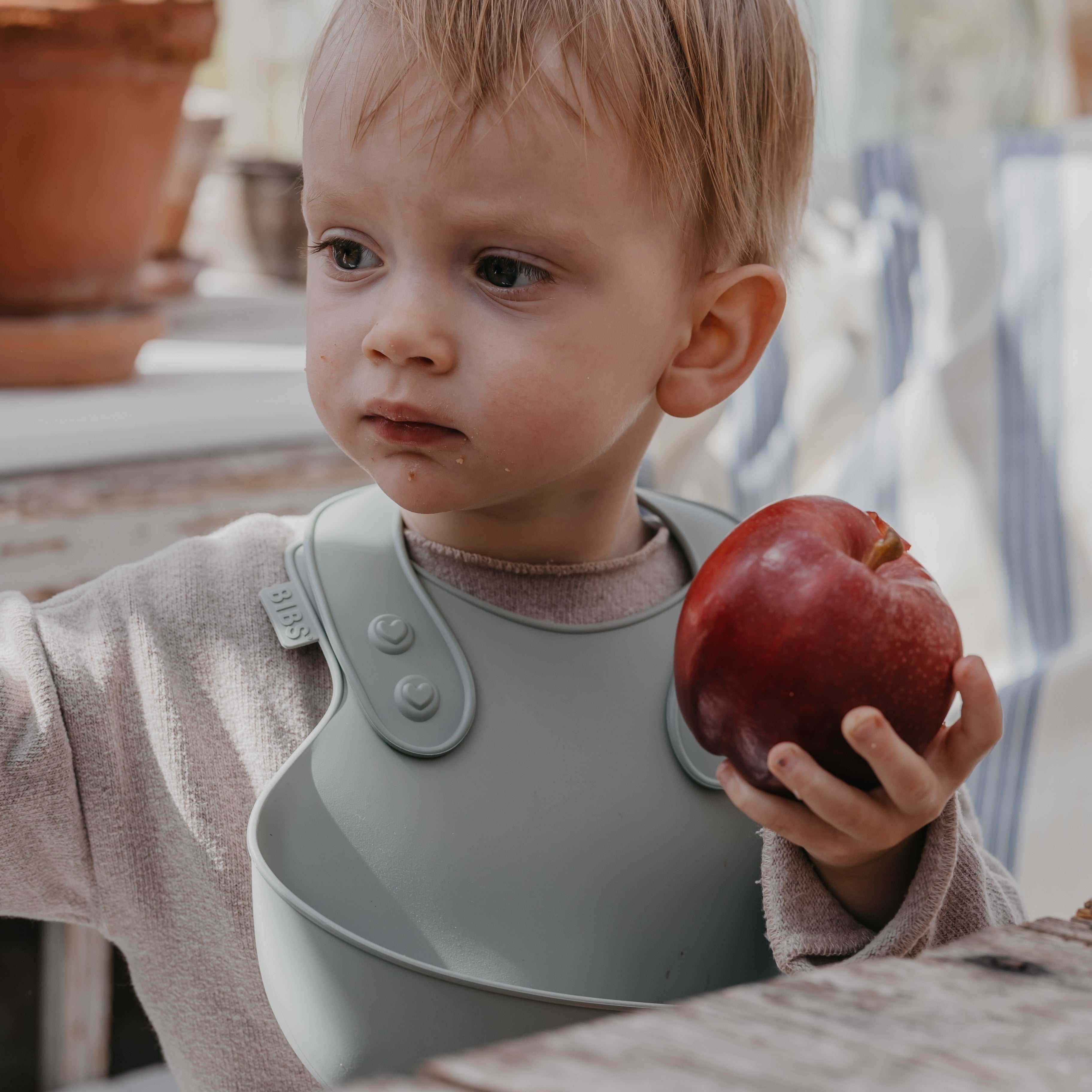 BIBS előke strapabíró TPU anyagból - környezetbarát - pippadu