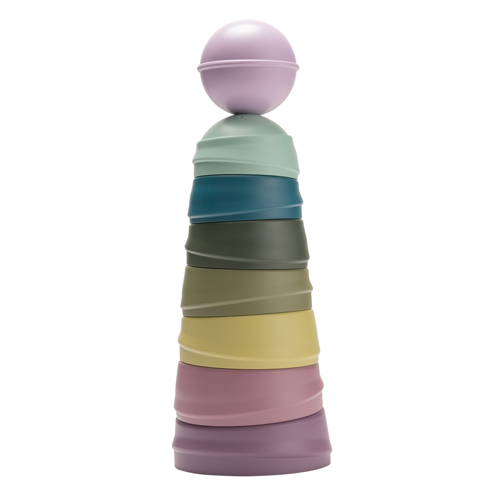 BIBS toronyépítő játék szívárvány színekben a pippadu polcain