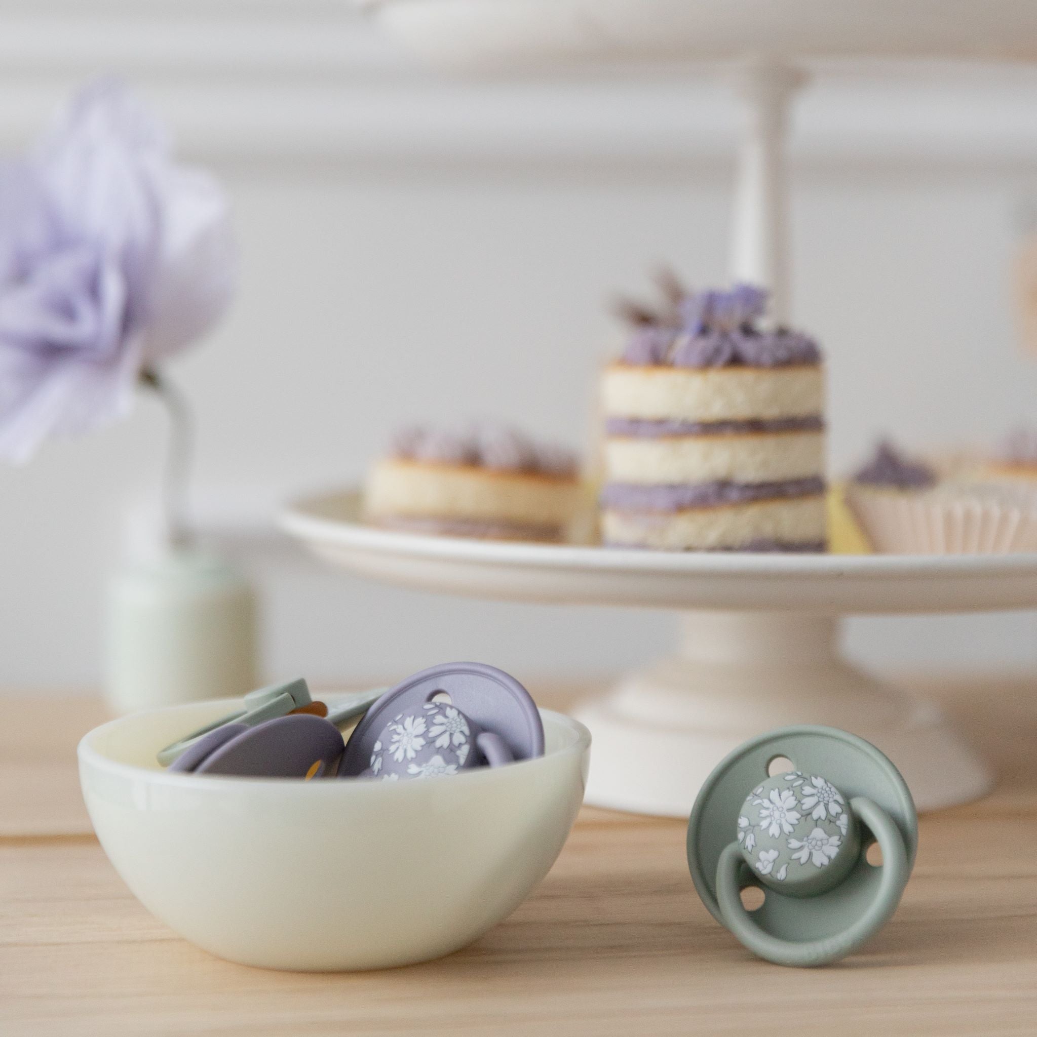 BIBS×Liberty De Lux cumik Capel virágmintával - szilikon - pippadu