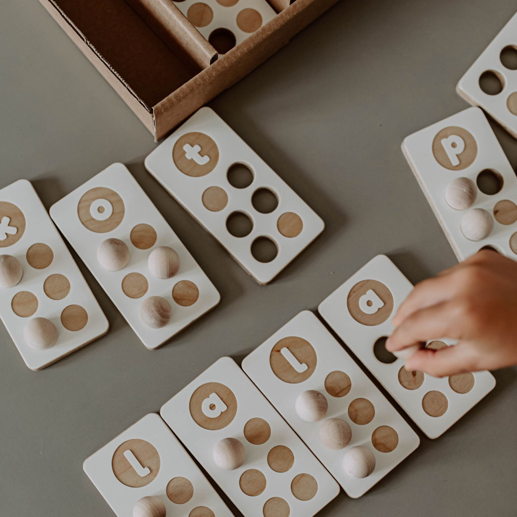 Braille ABC - játszva tanulni - montessori játék - pippadu