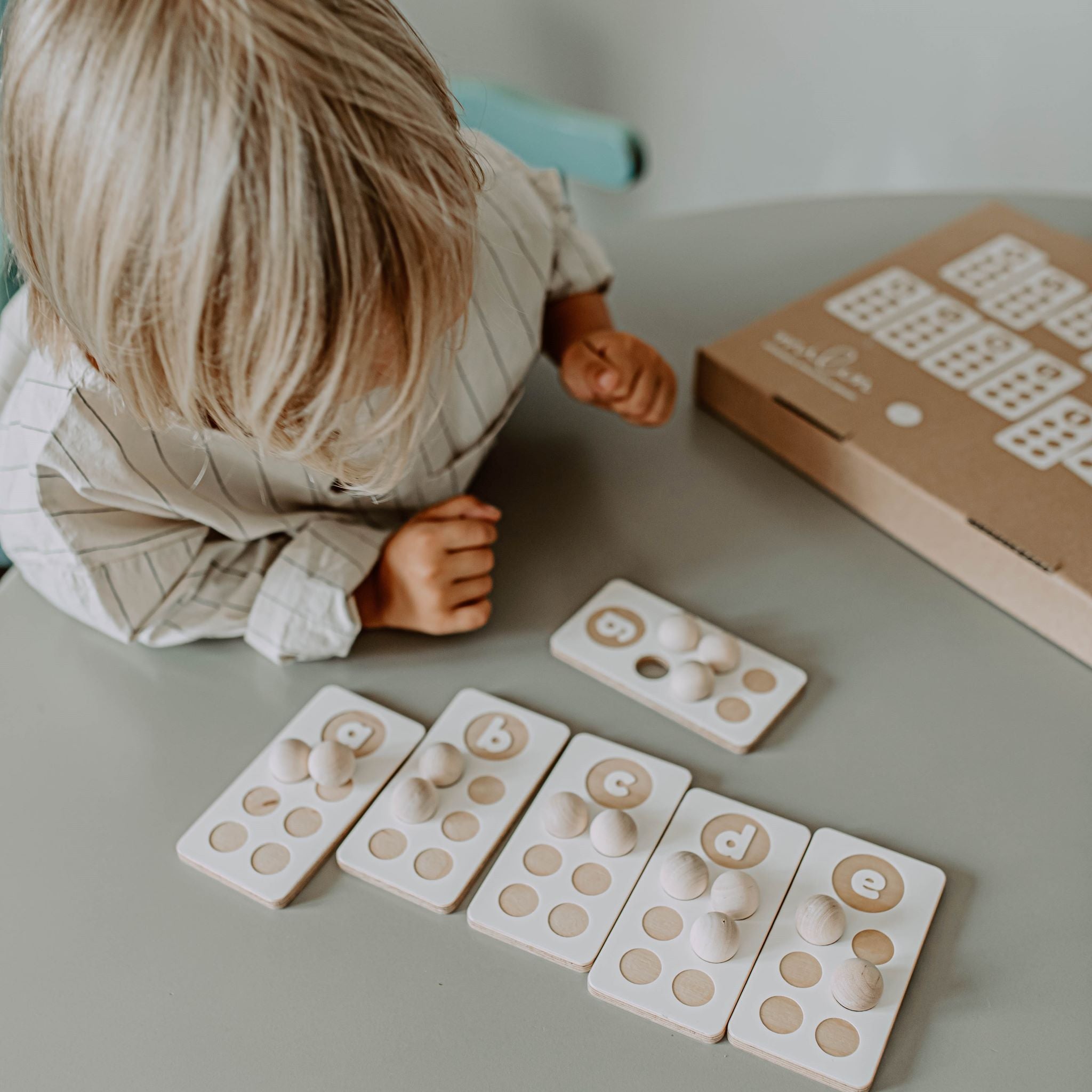 Braille ABC fajáték - pippadu