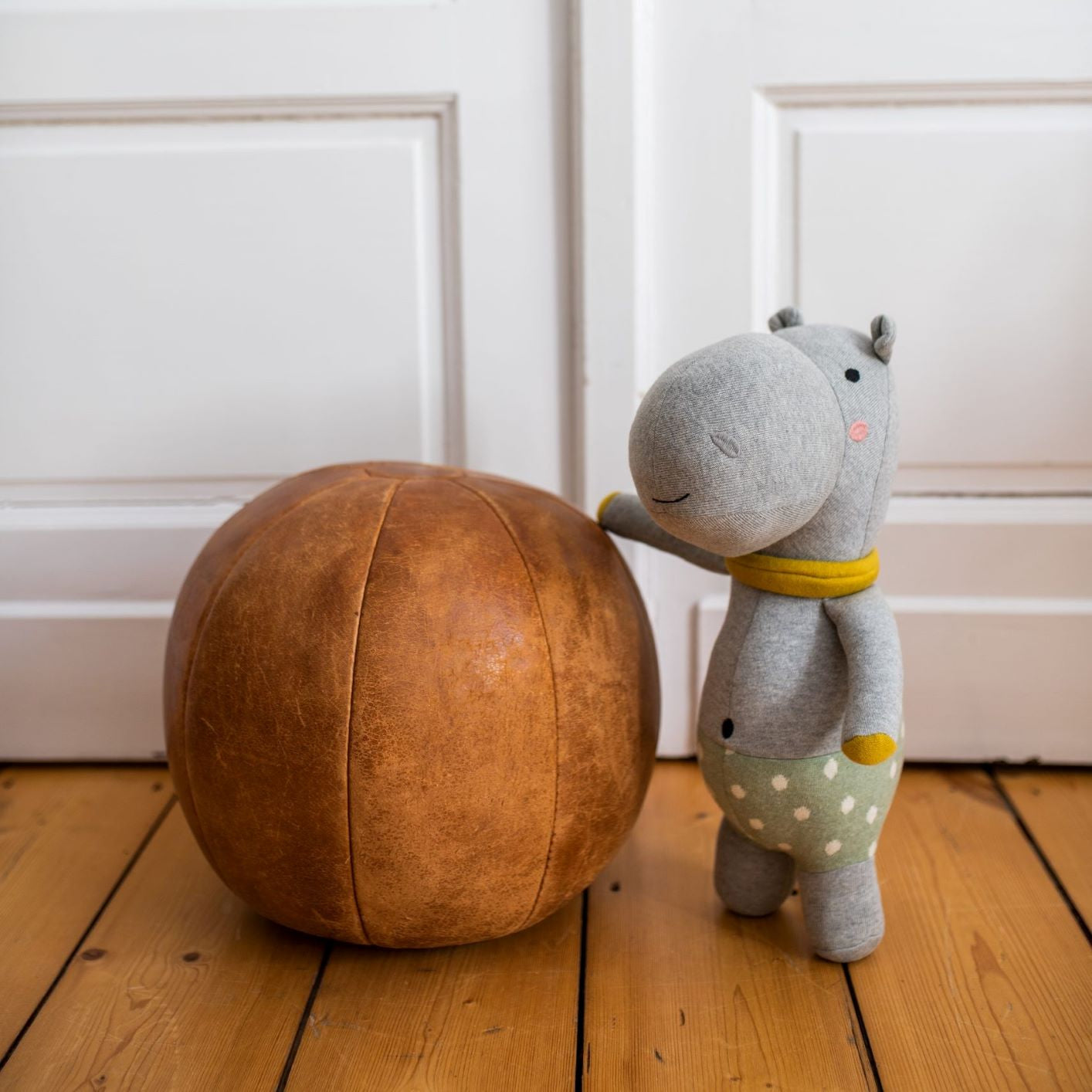 Harry, a víziló - kedves plüss játék a pippadu honlapján - nagy méretű plüss