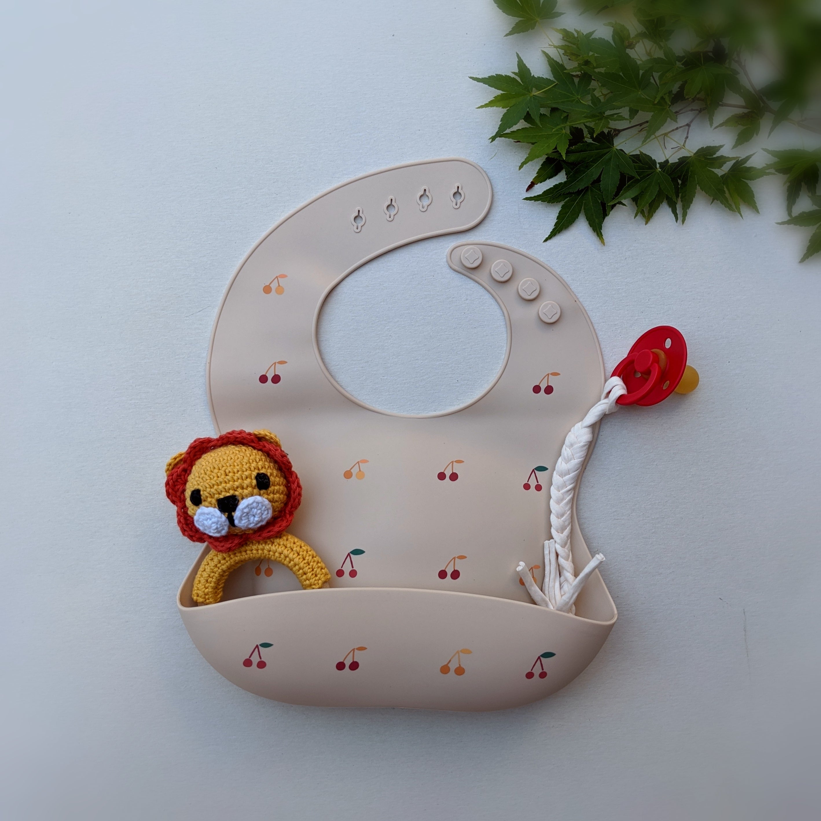 Hajlékony szilikon előke - cseresznye - Pippadu