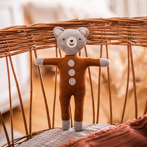 Plüss játék gyerekeknek terra színben - maci - pippadu