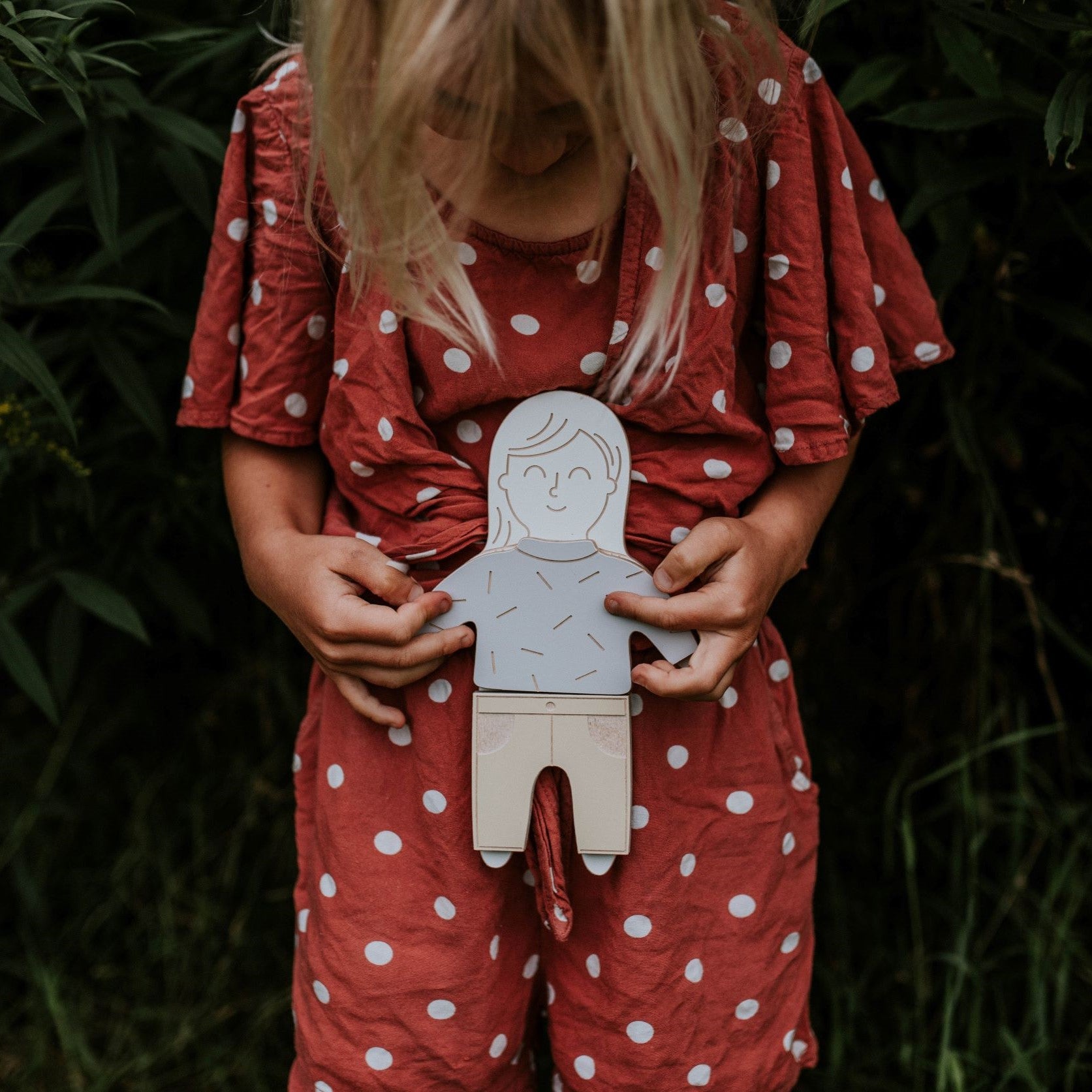 Mágneses babaöltöztető játék - Juliska baba - pippadu - Milin