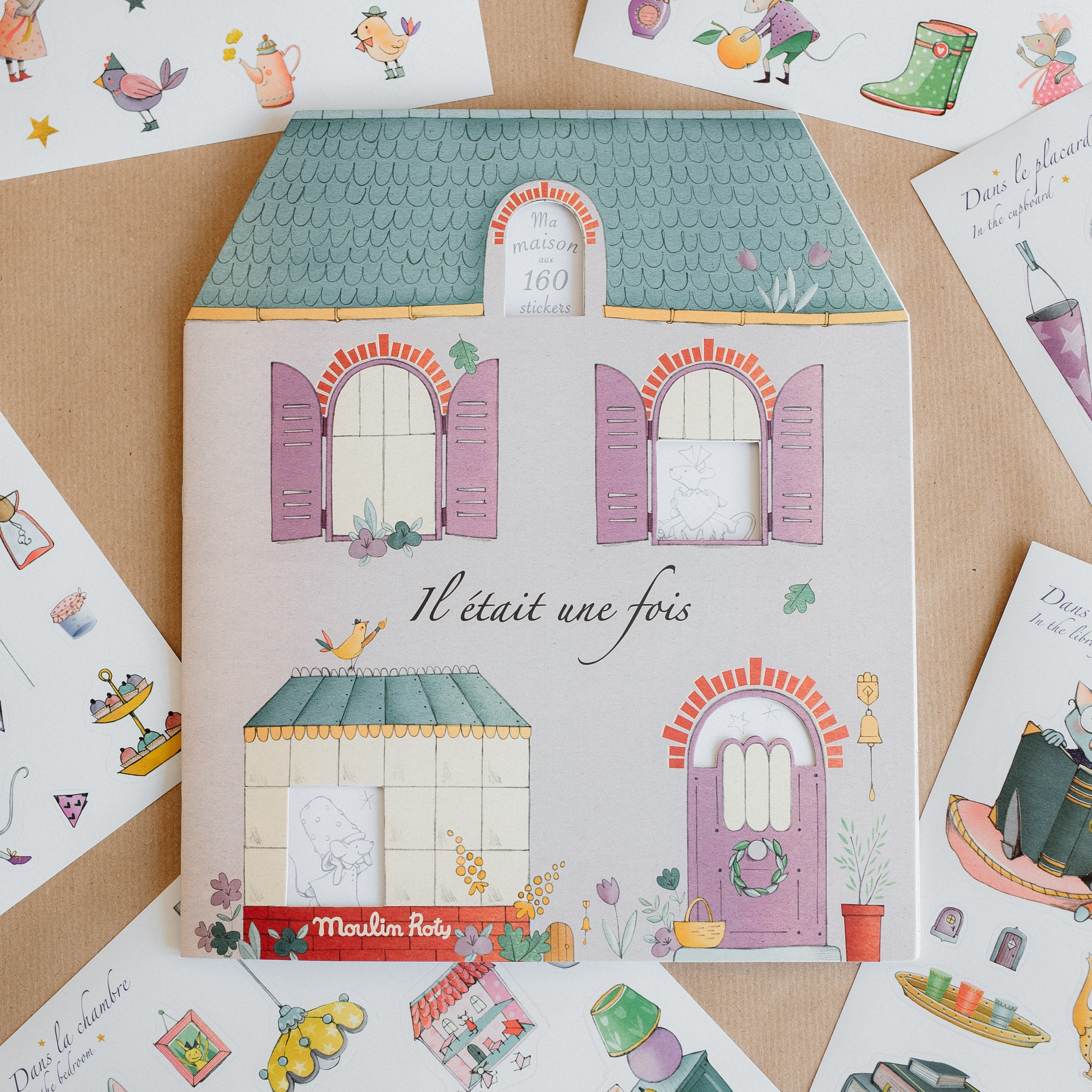 Moulin Roty Matricázó és színező album gyerekeknek a pippadunál 120 matricával