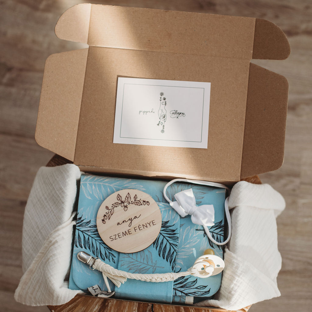 A pippadu és csillagom levélrengeteg ajándékcsomag szeretettel készült prémium termékeket tartalmaz.