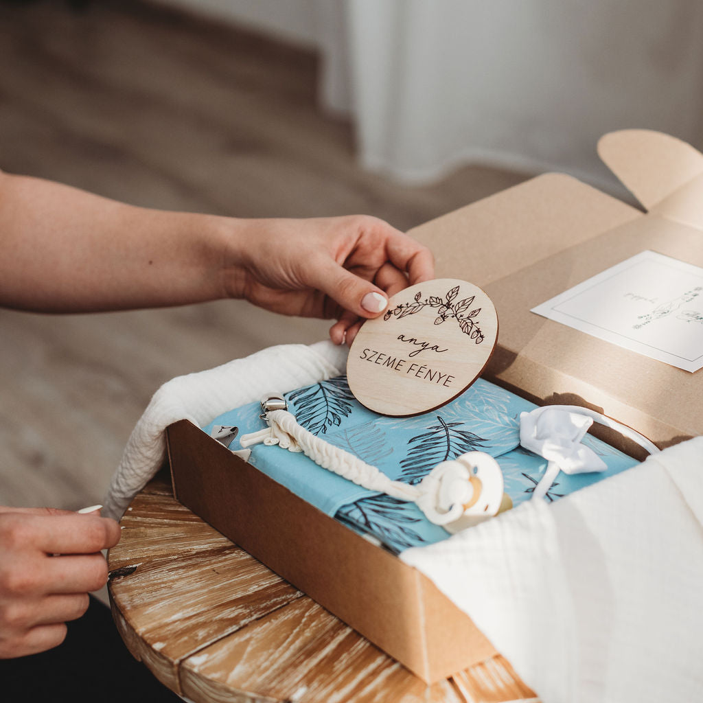 A levélrengeteg édes kis csillagom ajándékcsomag része egy különleges babafotózási kellék - pippadu