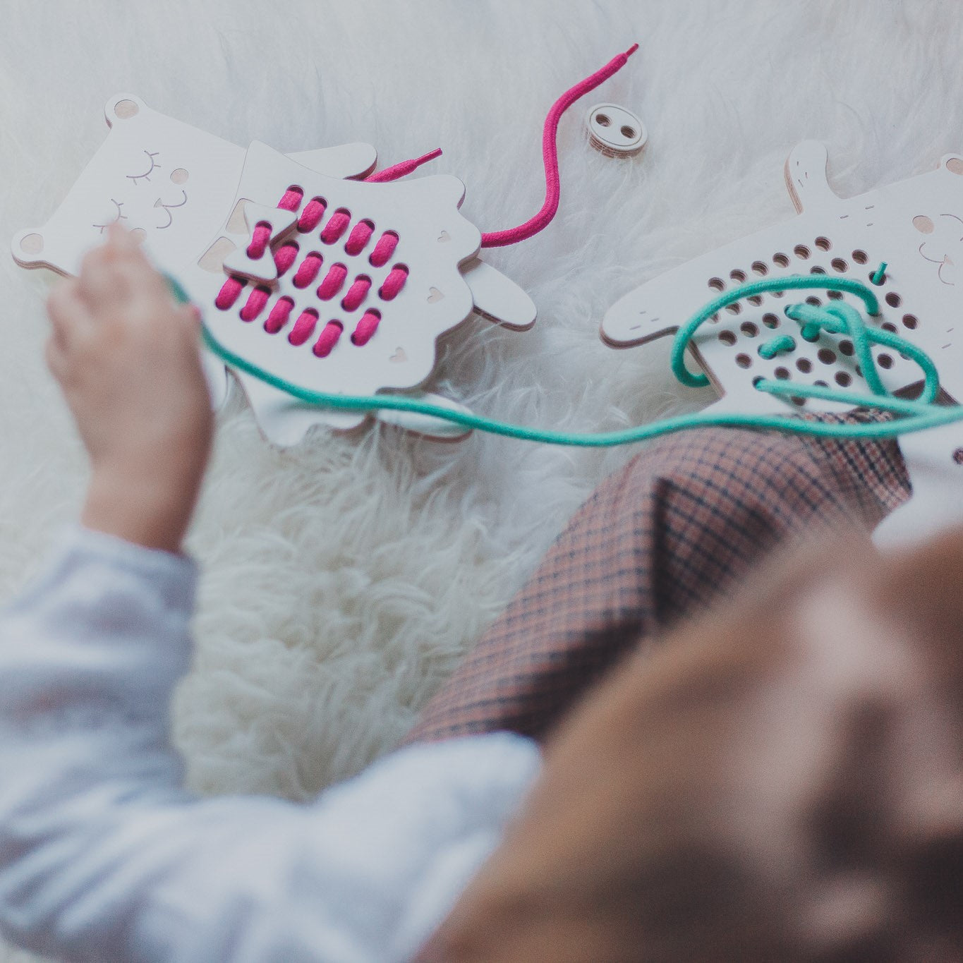 Fűzős játék - készségfejlesztés - pippadu - Teddy mama