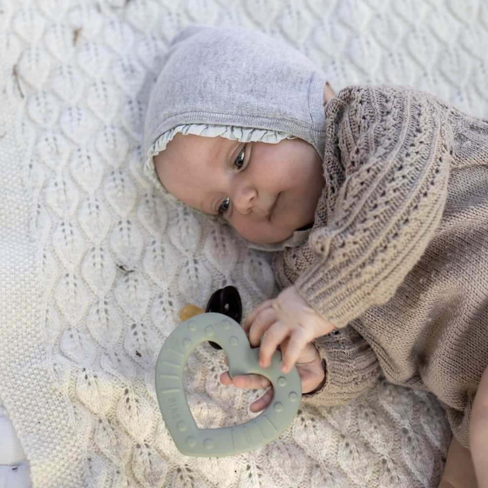 Strapabíró BIBS rágóka, csillag alak, barack szín - pippadu