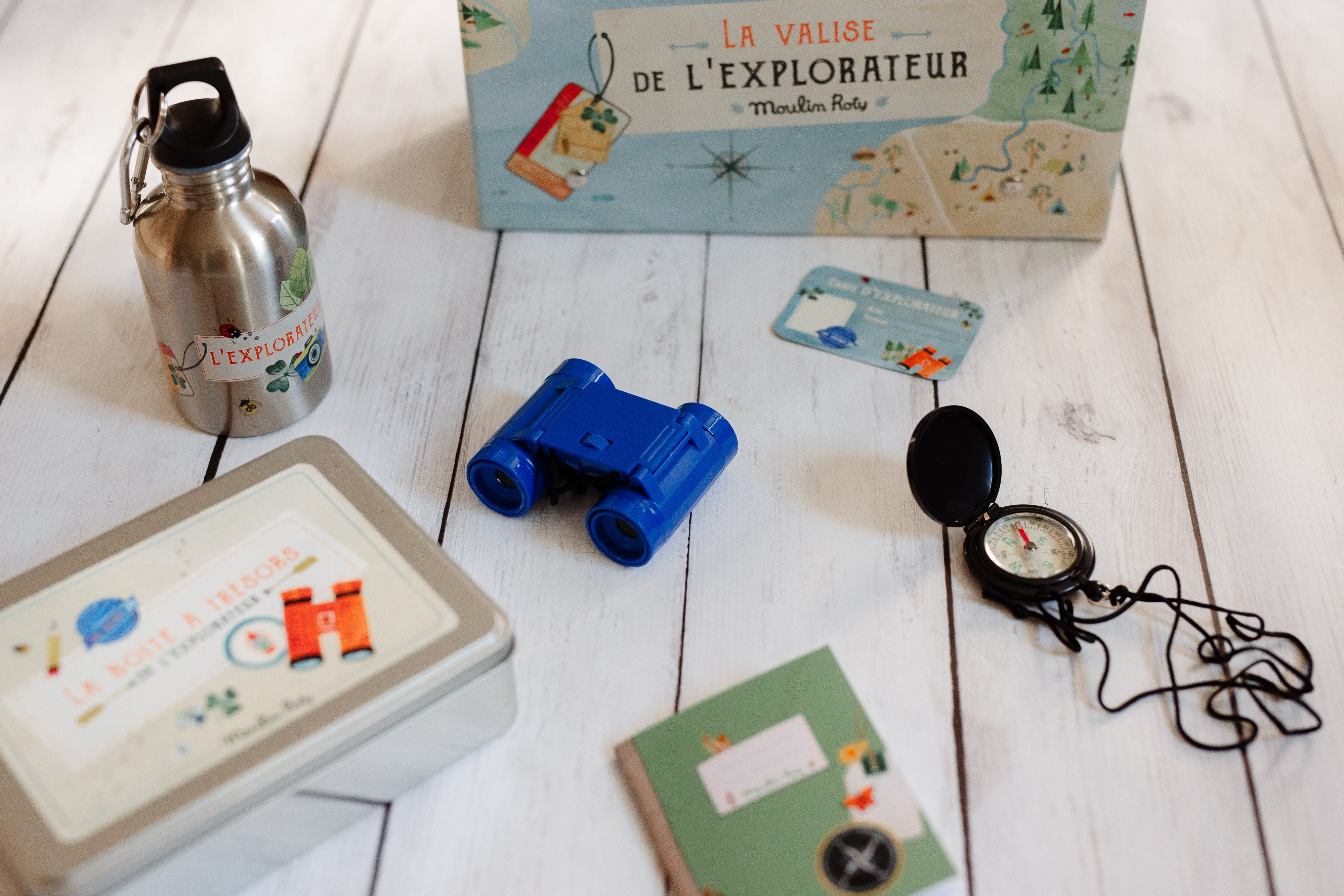 Moulin Roty felfedező készlet bőröndben gyerekeknek - pippadu