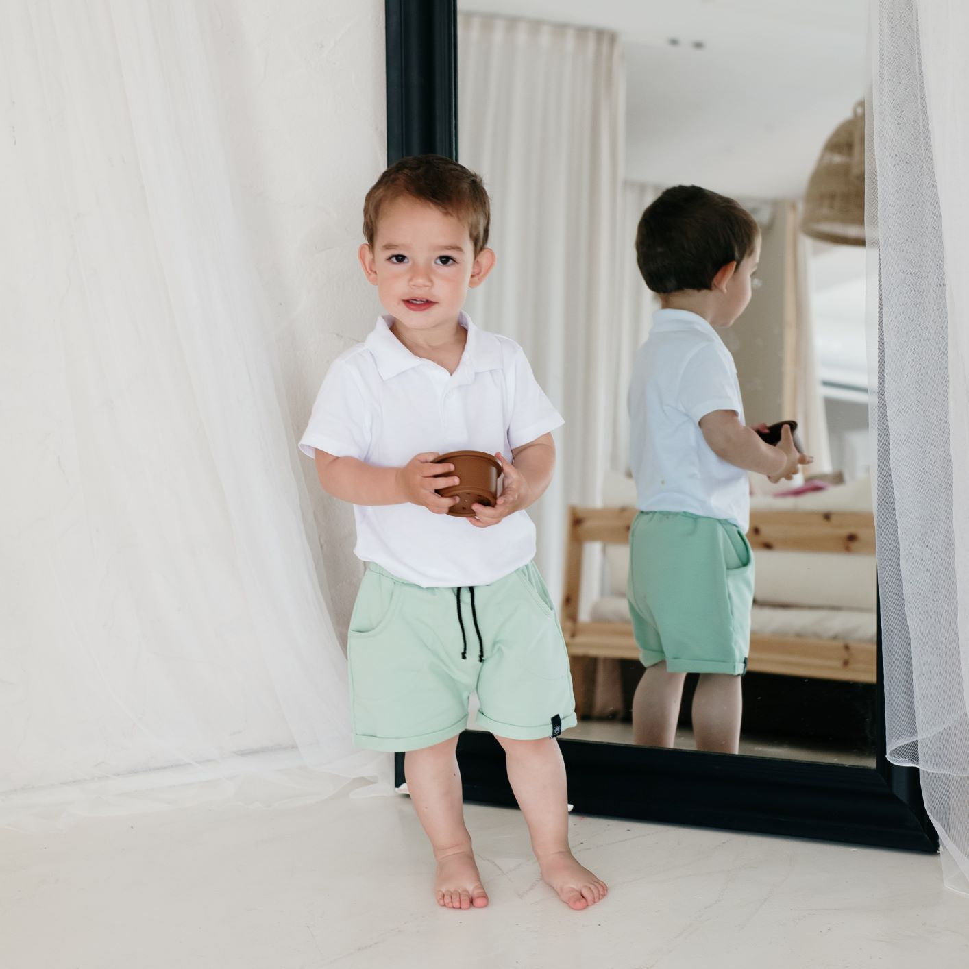 Sportos rövidnadrág - halványzöld színben a pippadunál - szettben kedvezményes áron