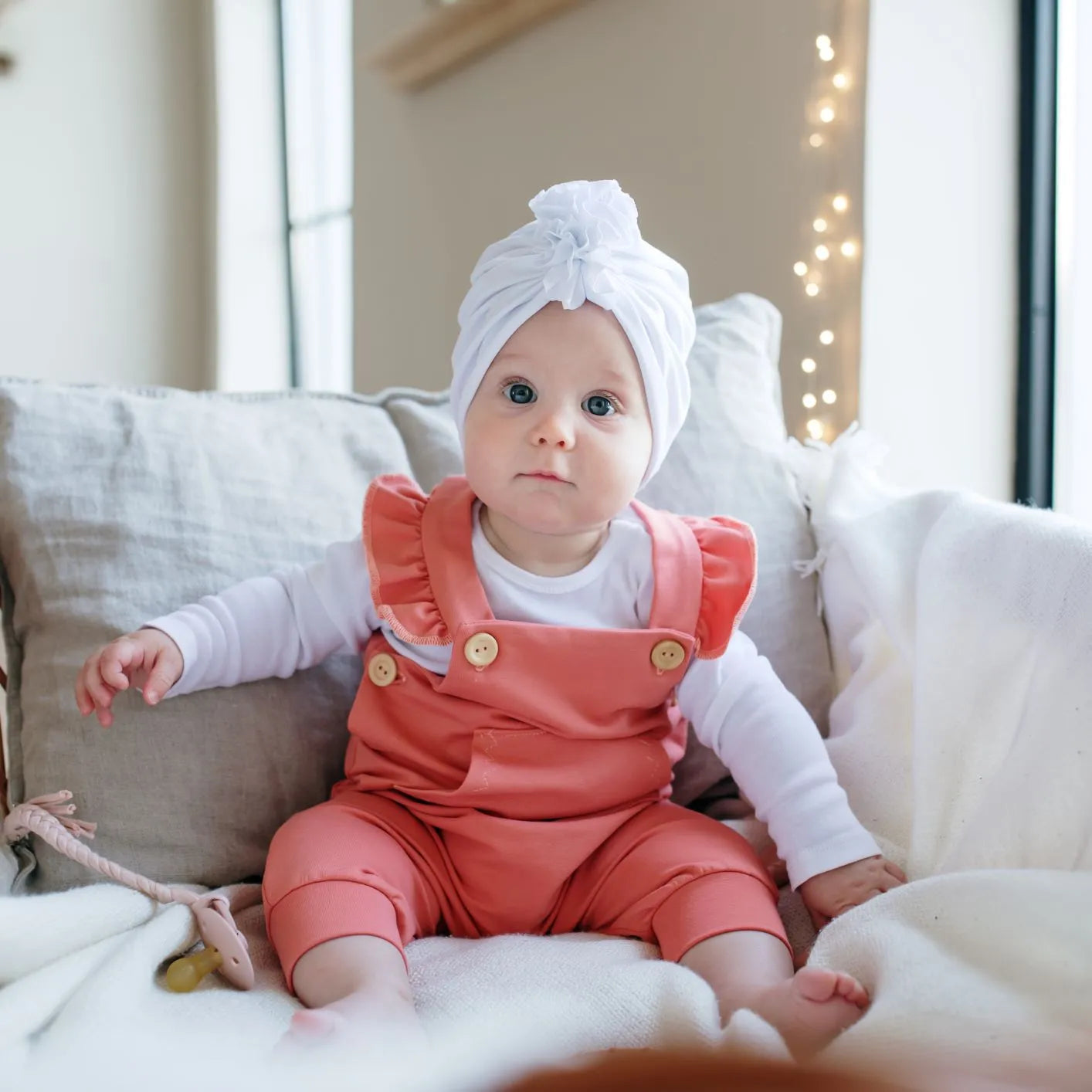 Hófehér turbán sapka gyerekeknek - baba kiegészítő - pippadu