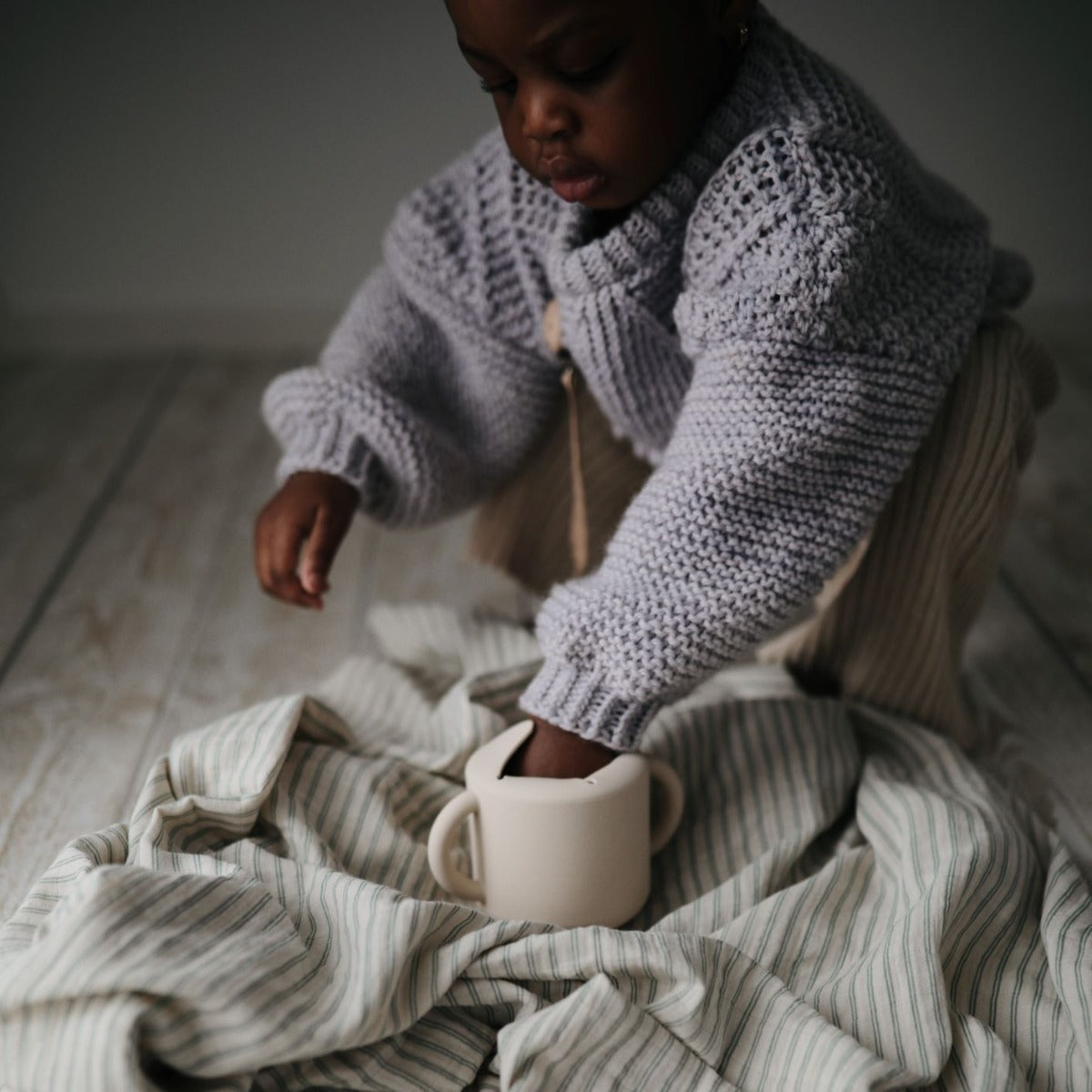 Mushie nasitartó - étkezés útközben morzsamentesen - homok színben - Pippadu