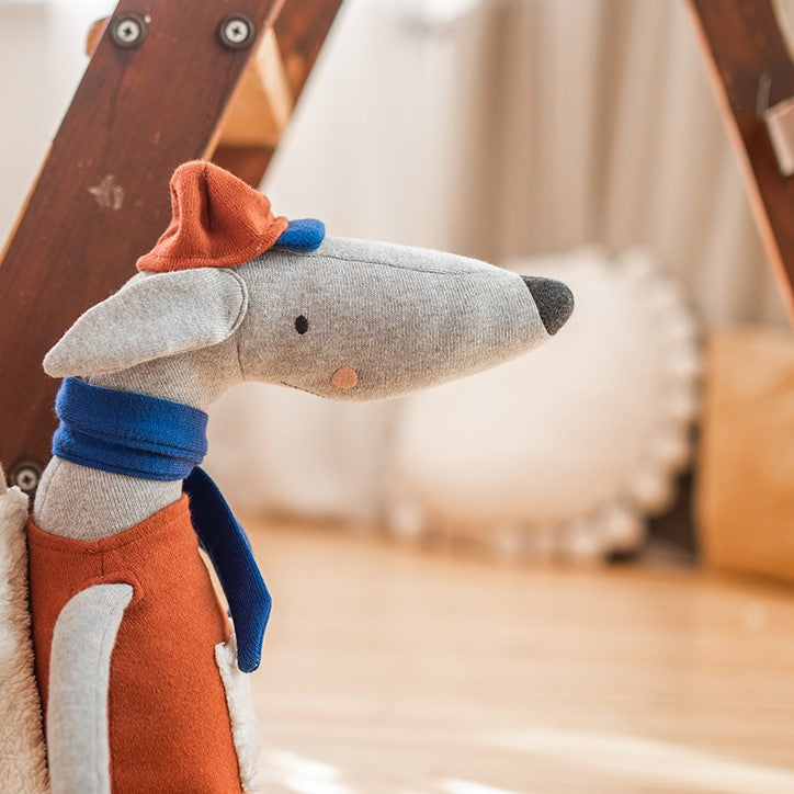 Kozmo plüss kutya játék gyerekeknek