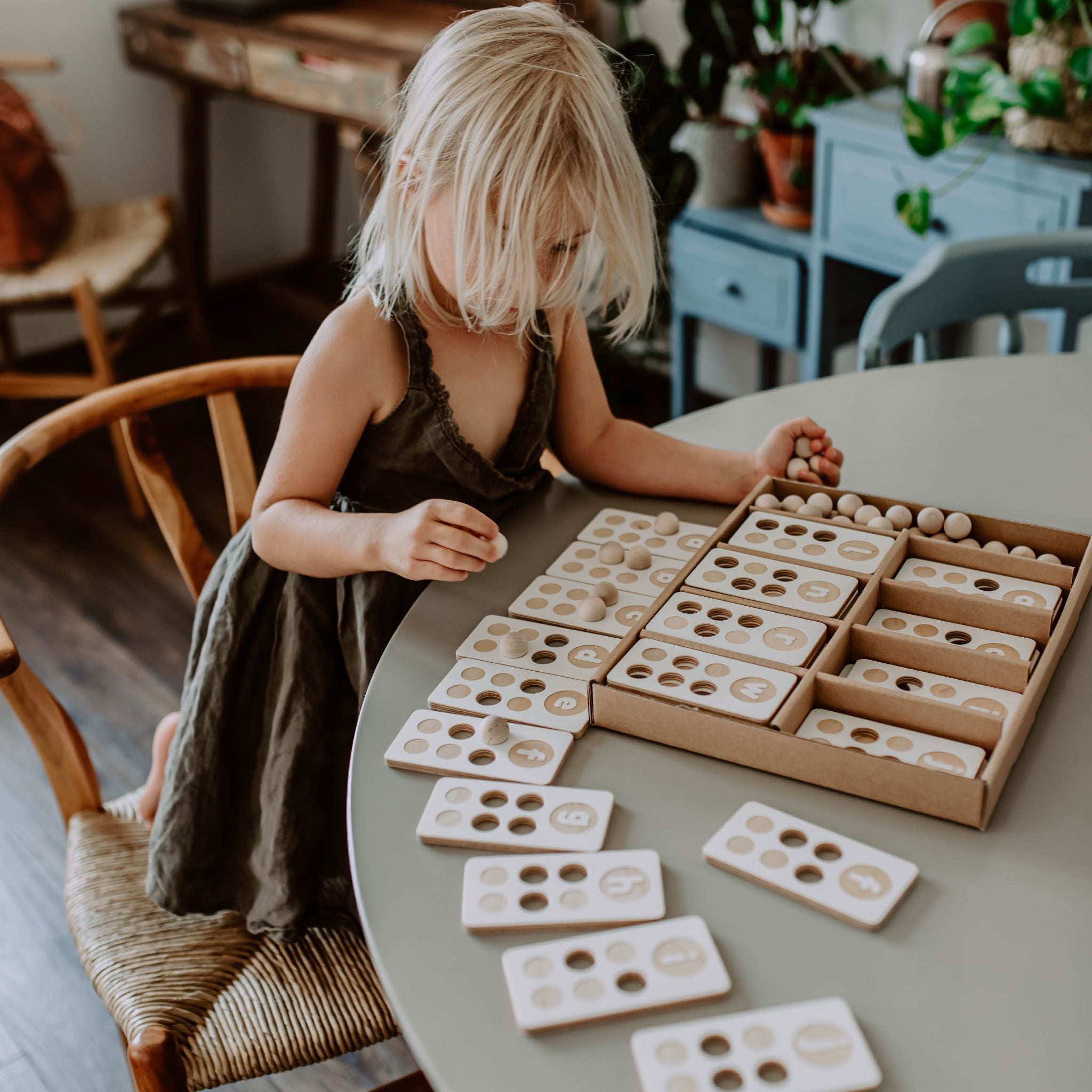 Montessori Braille ABC - készségfejlesztő játék kicsiknek és nagyoknak - pippadu