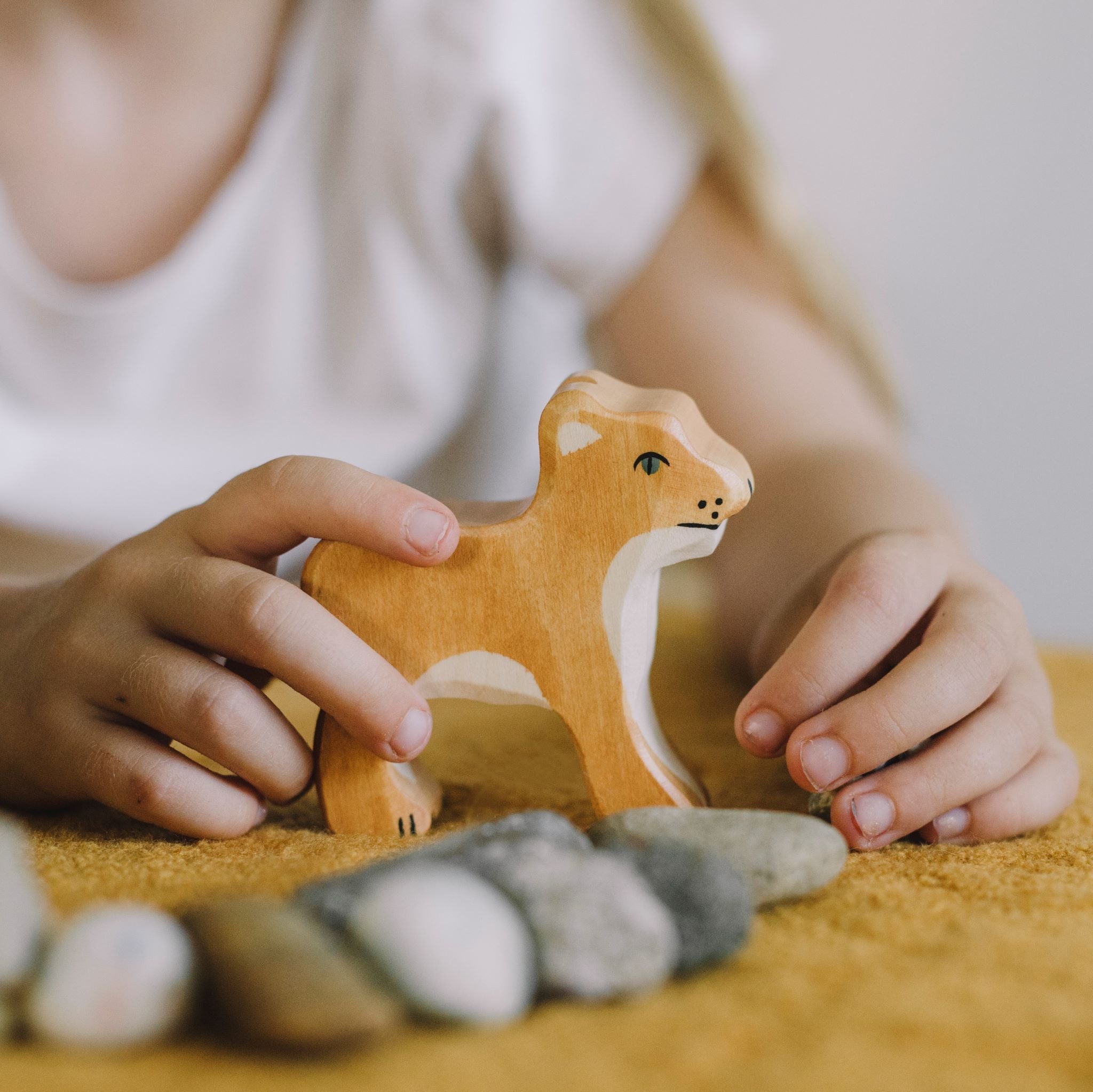 Holztiger fa játék gyerekeknek - oroszlánkölyök - pippadu