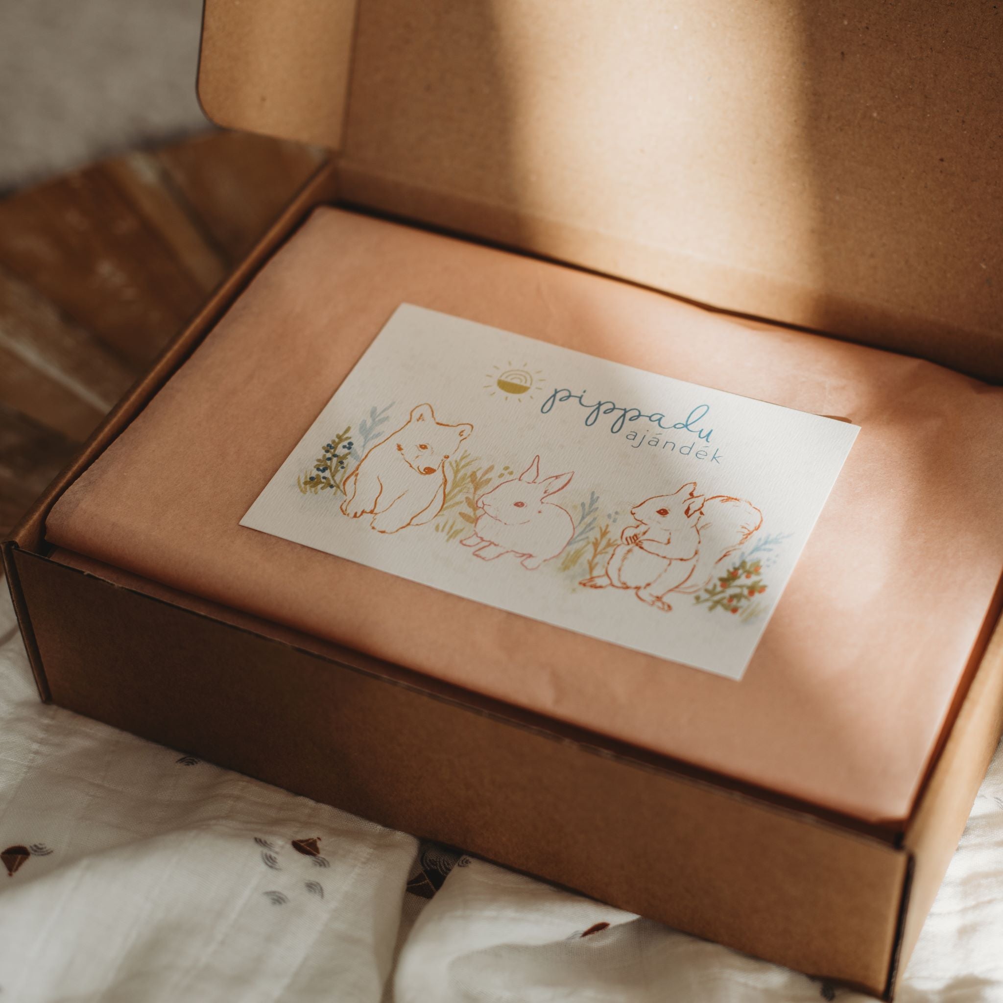 Egyedi képeslap pippadu babaváró csomaghoz kismamáknak