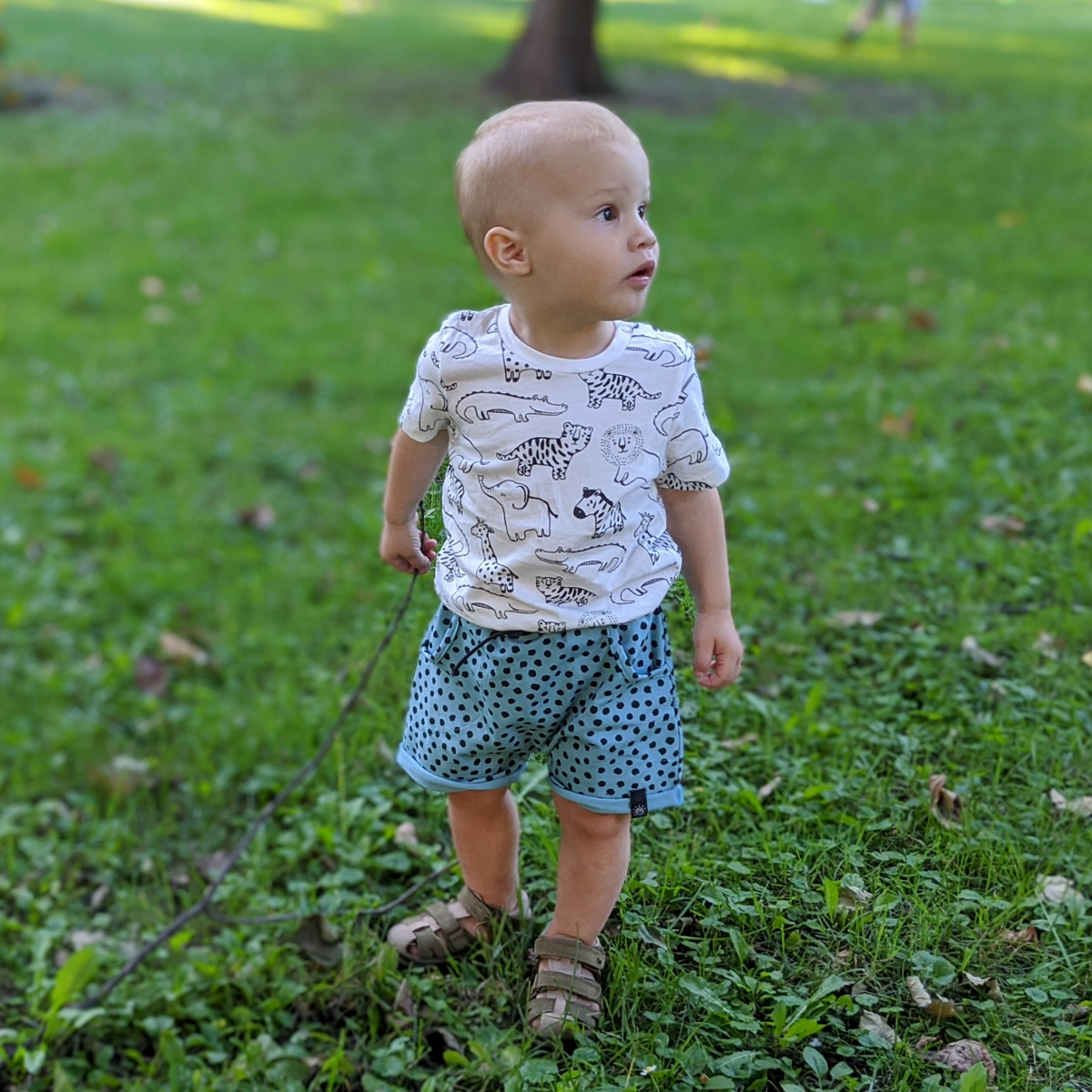 Sportos rövidnadrág - fekete pöttyös - Pippadu