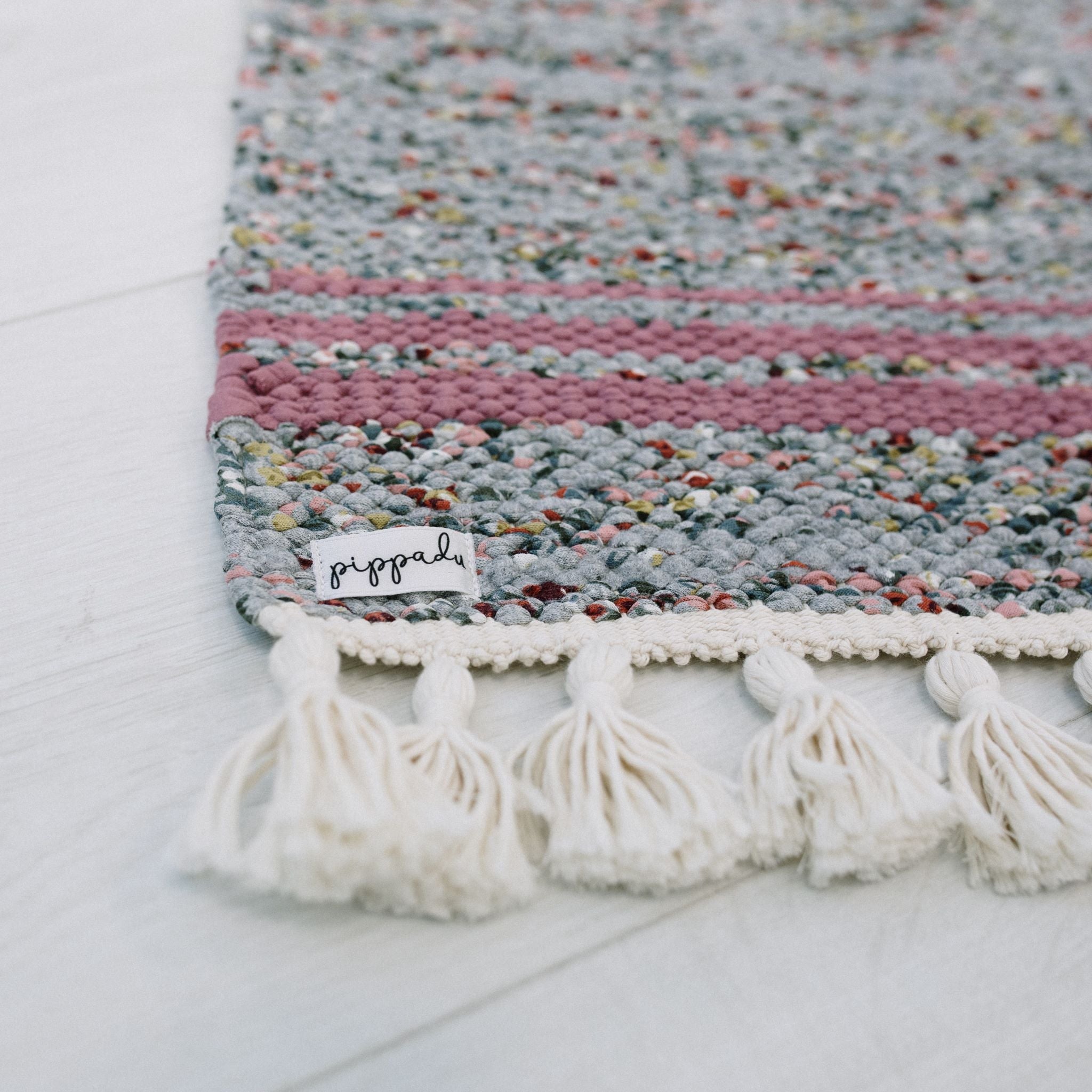 Pippadu gyerek játszószőnyeg virágos mintával, és mályva színnel - pippadu